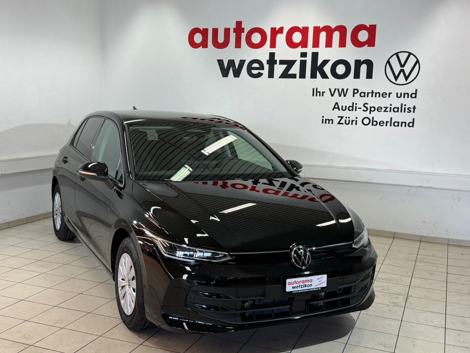 VW Golf 1.5 e TSI mHEV Basis DSG-image-1