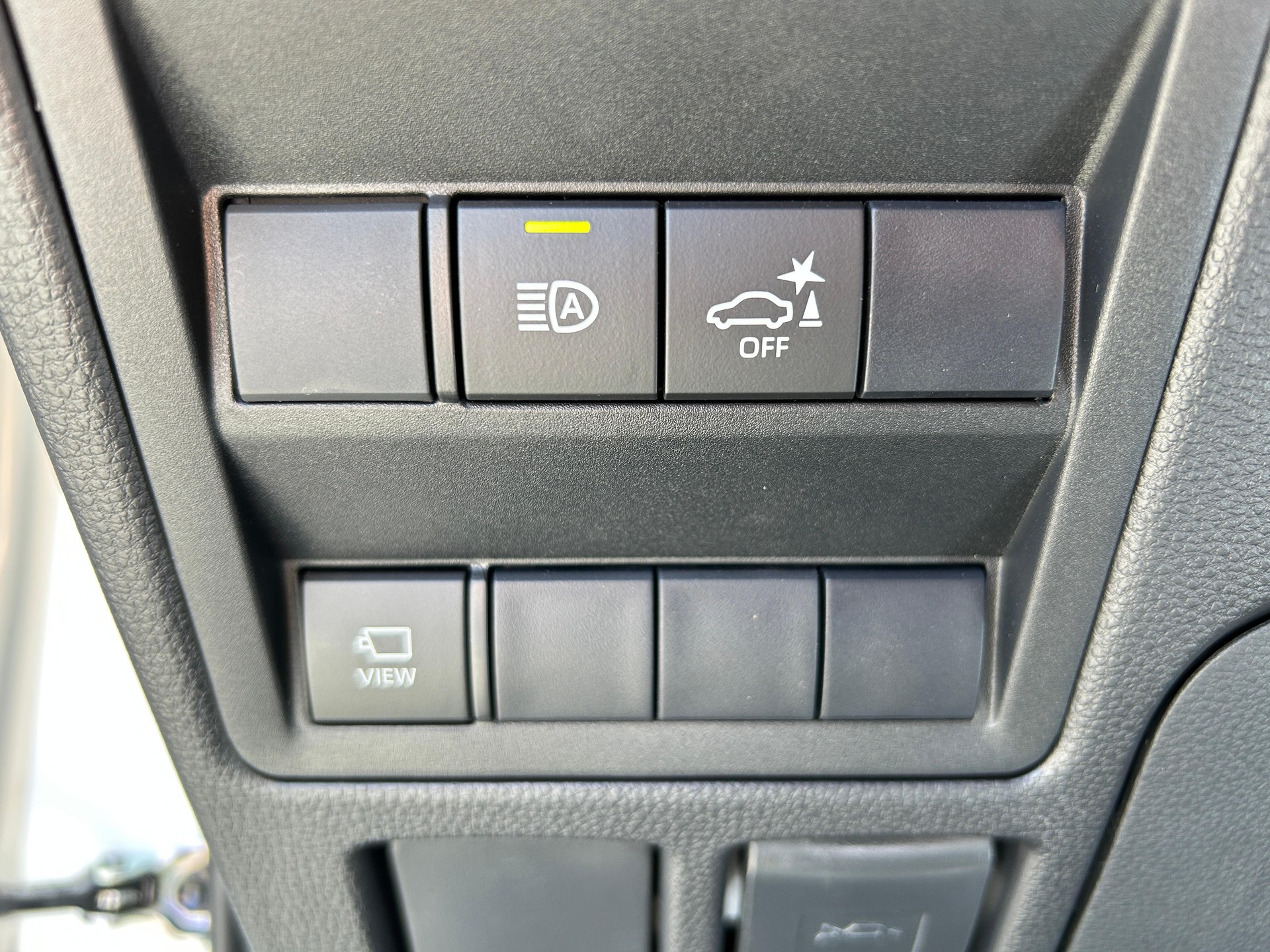 TOYOTA Hilux Double Cab.-Pick-up 59KWh Style-image-14