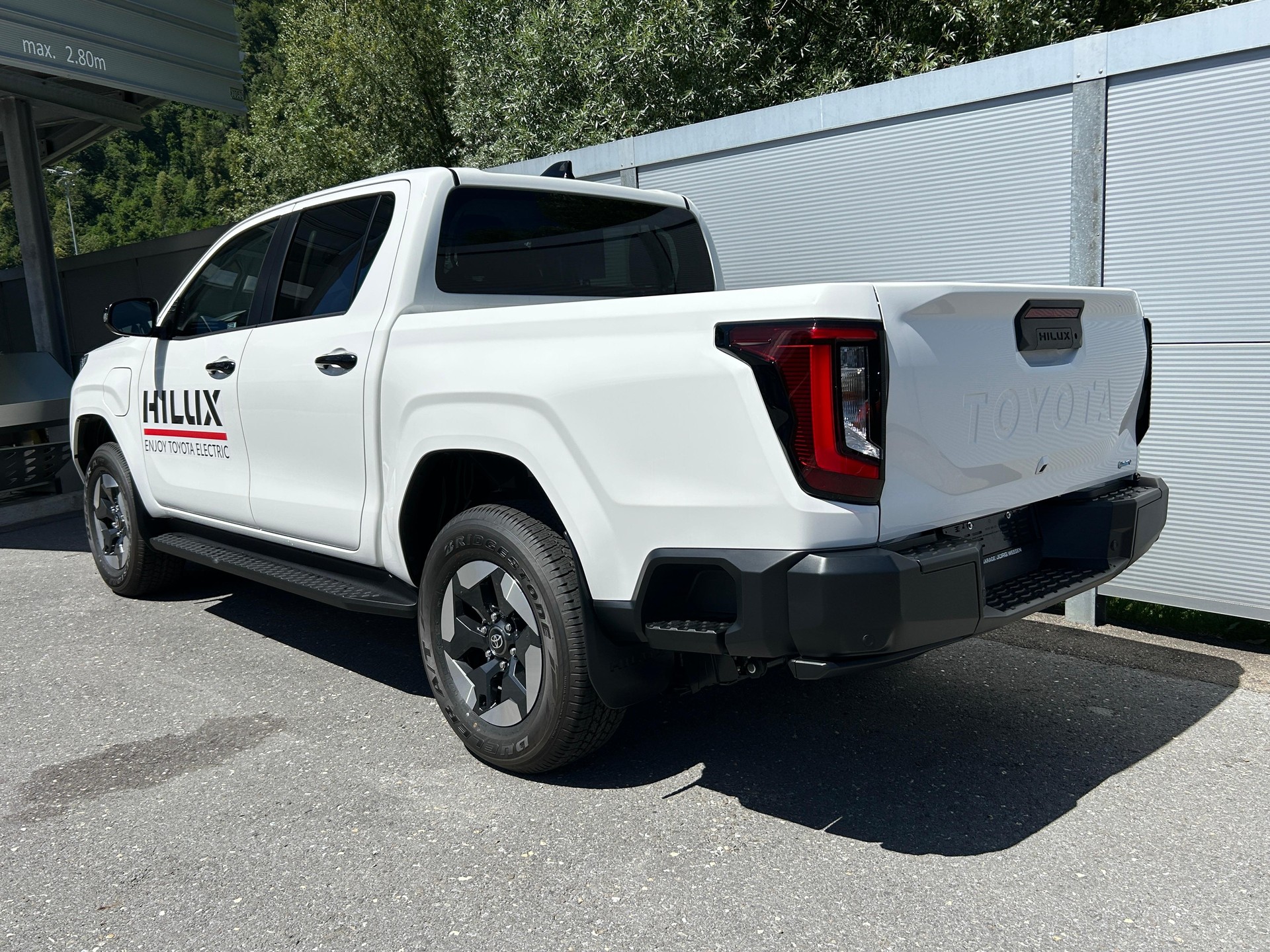 TOYOTA Hilux Double Cab.-Pick-up 59KWh Style-image-3