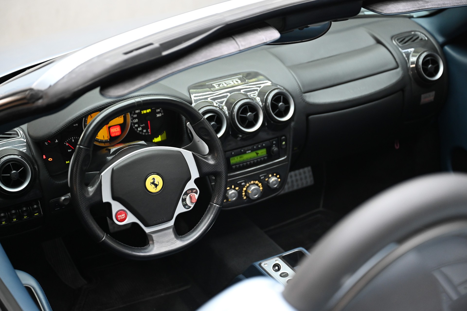 FERRARI F 430 Spider-image-31