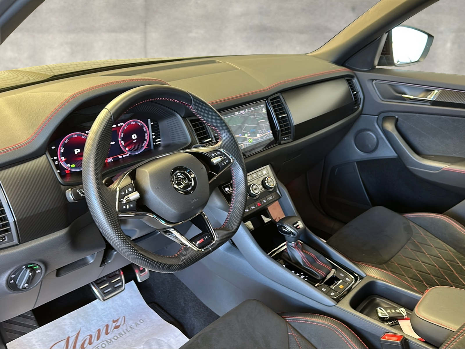 SKODA Kodiaq 2.0 TSI RS 245PS 4x4 DSG **Top-Ausstattung**-image-5