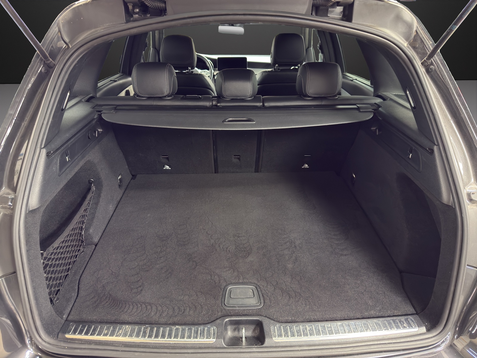 MERCEDES-BENZ GLC 220 d AMG Line 4Matic-image-8