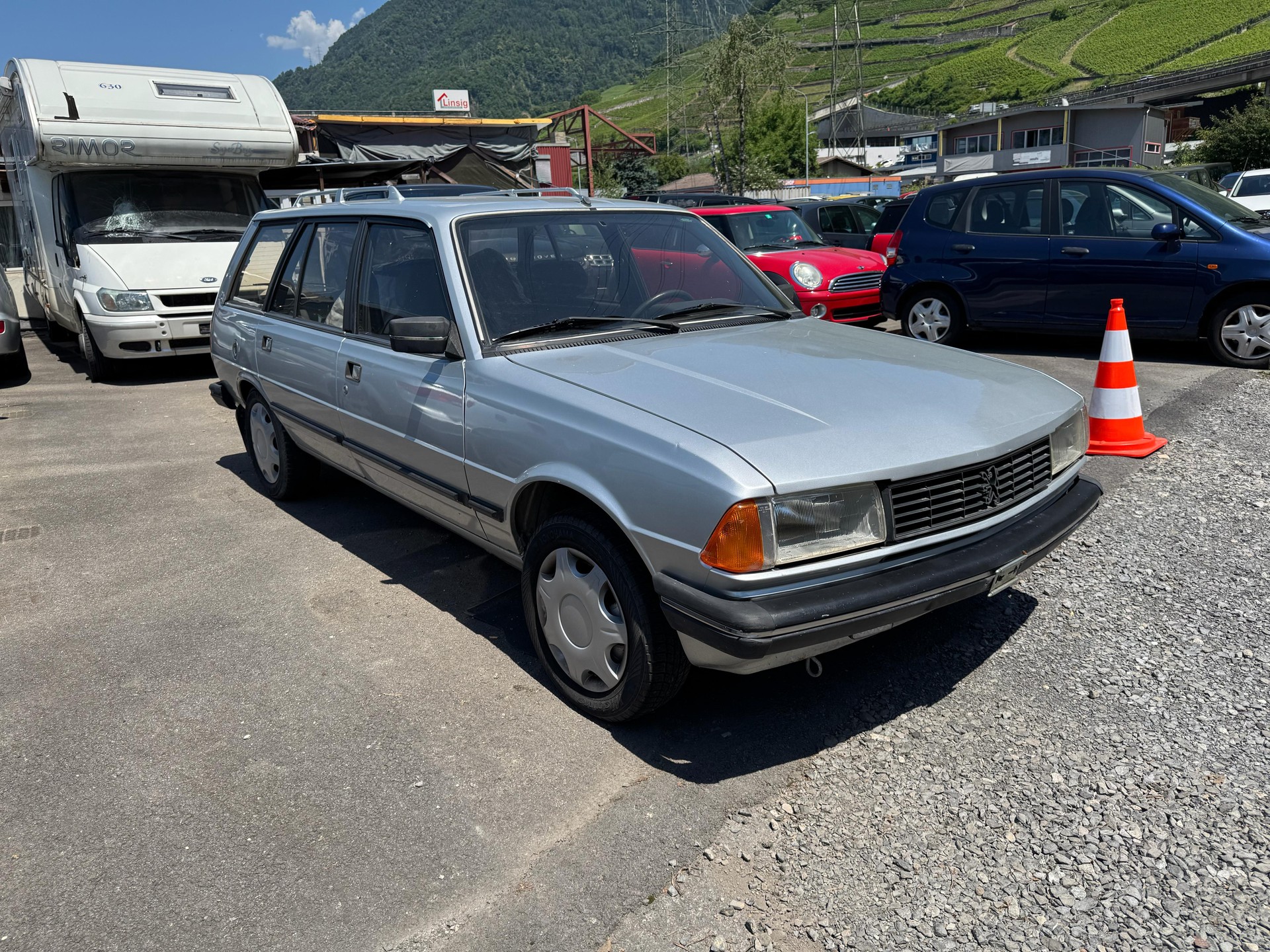 PEUGEOT 305 Break 1.9 Automatic-image-1