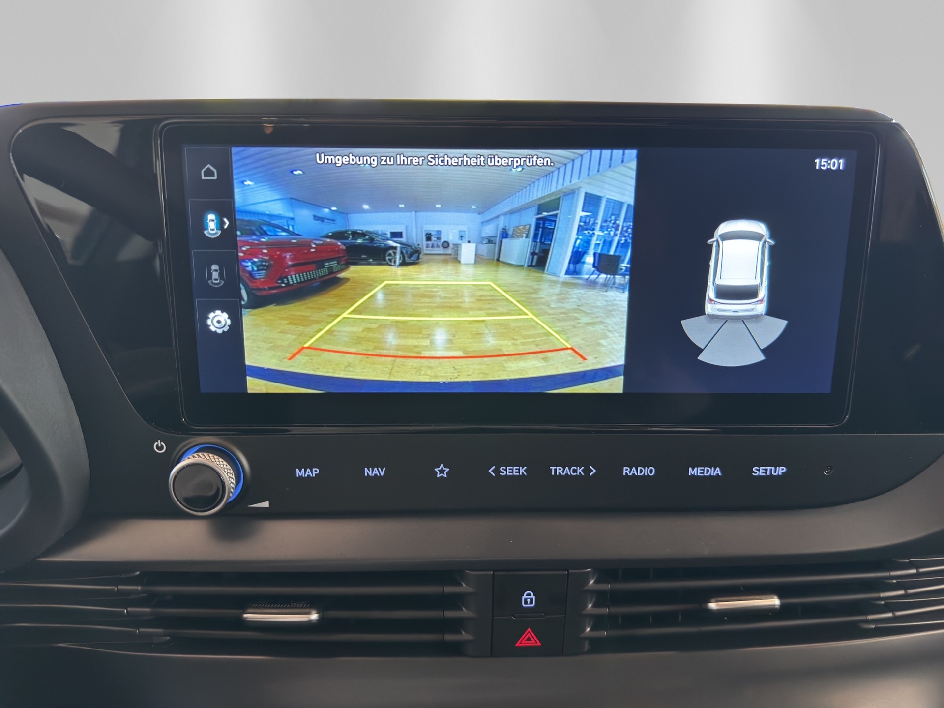 HYUNDAI i20 1.0 T-GDi Amplia DCT-image-17
