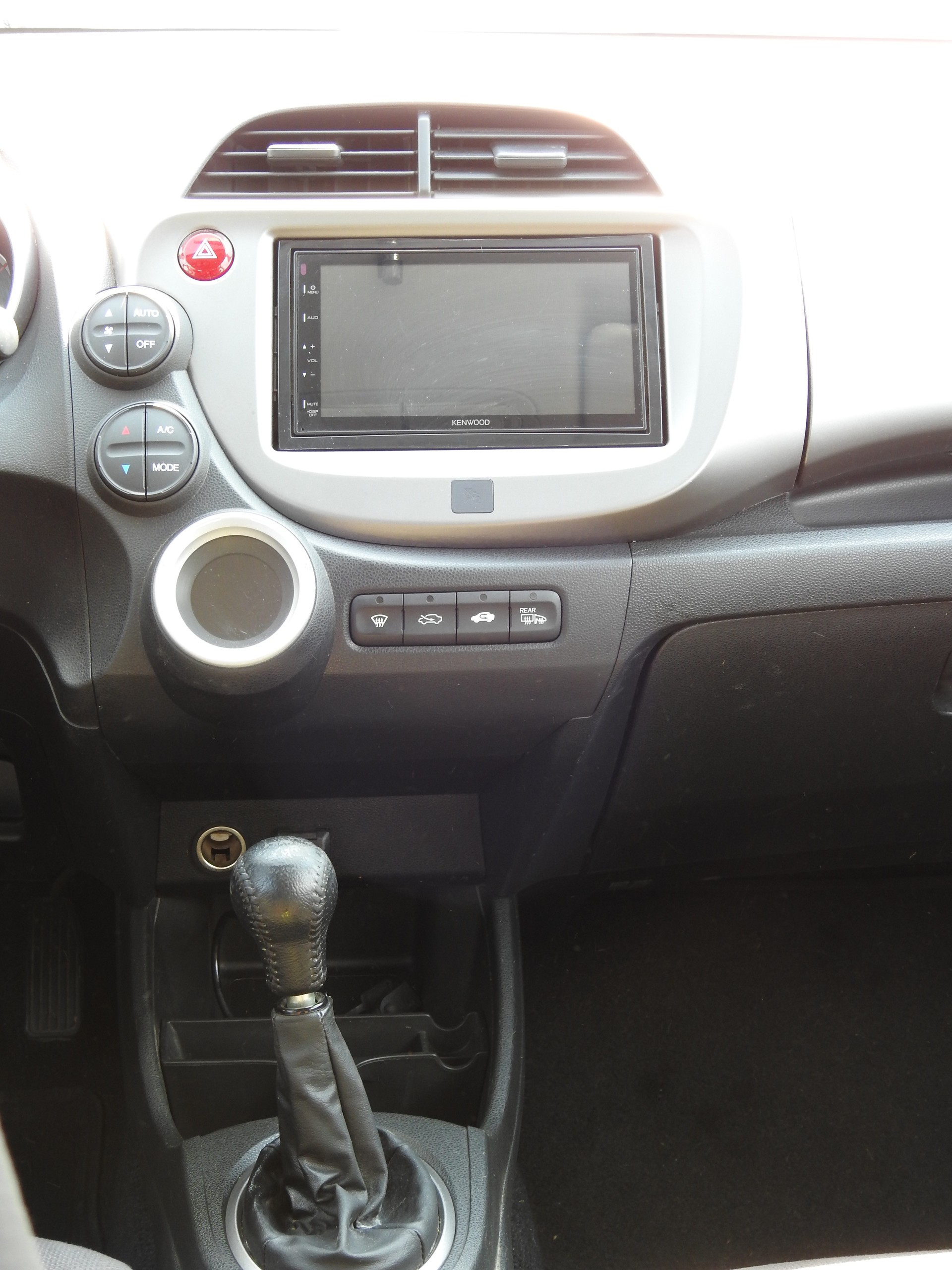 HONDA Jazz 1.4i Exclusive-image-16