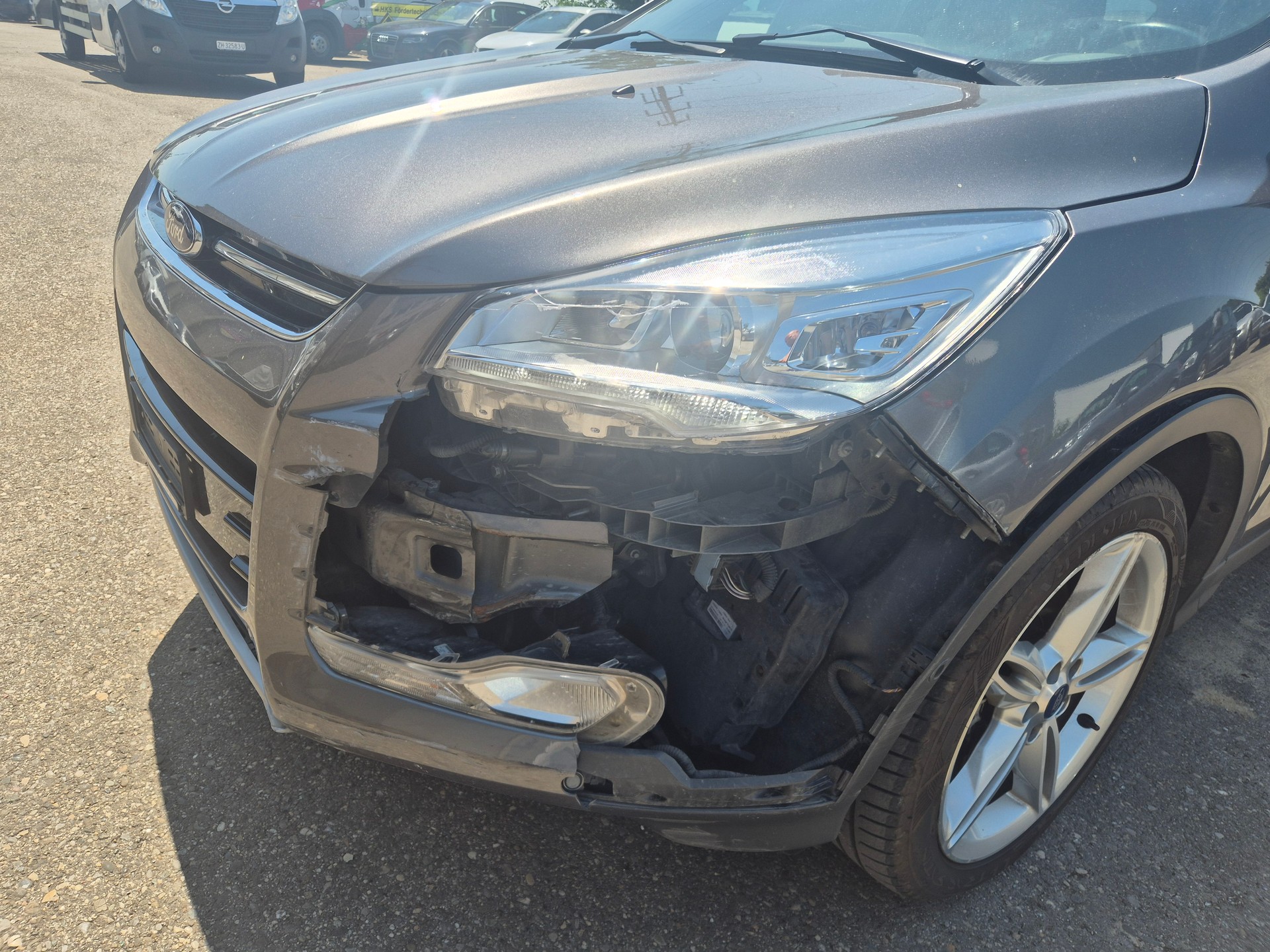 FORD Kuga 2.0 TDCi Titanium 4WD PowerShift-image-3