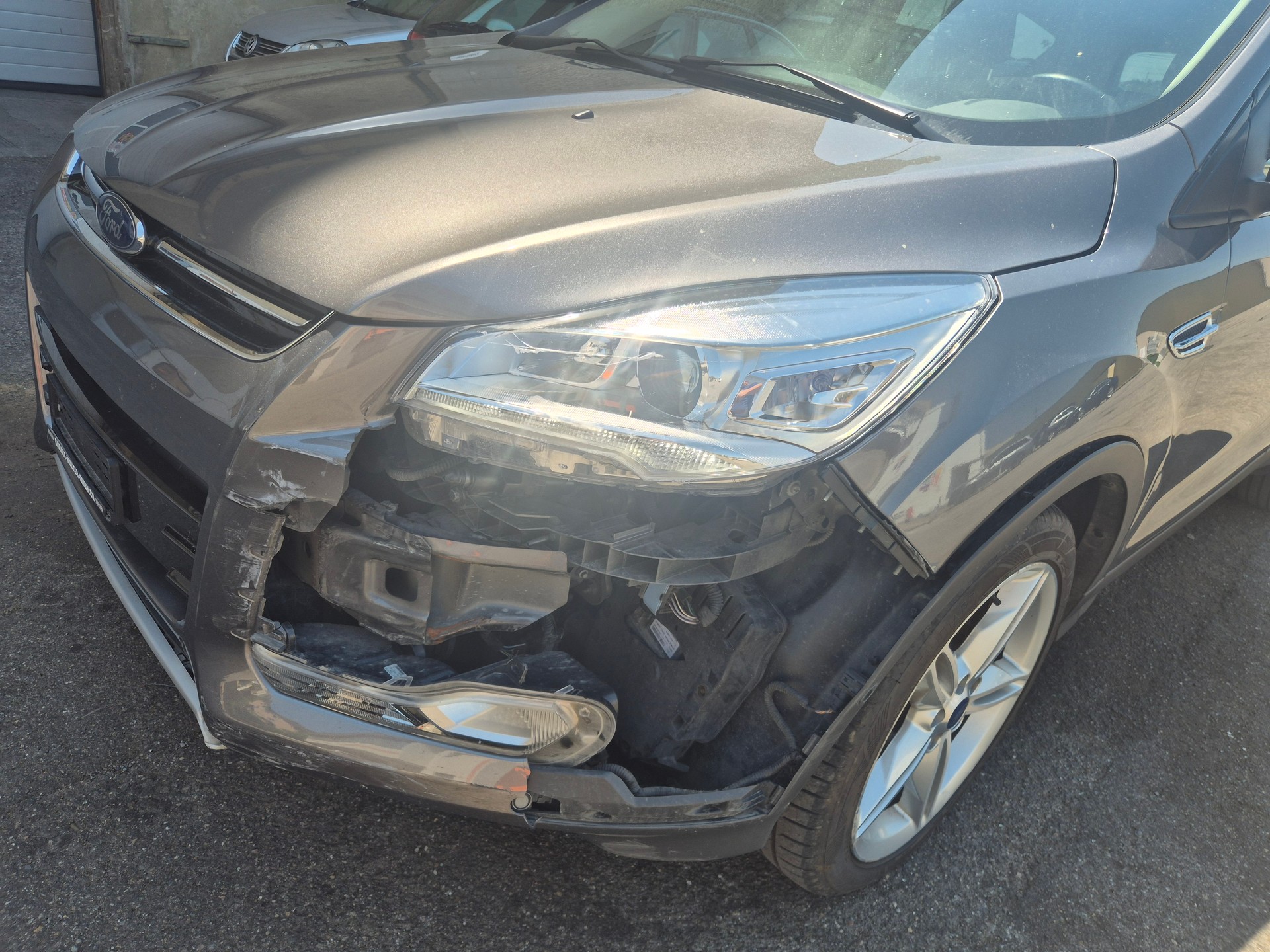 FORD Kuga 2.0 TDCi Titanium 4WD PowerShift-image-11