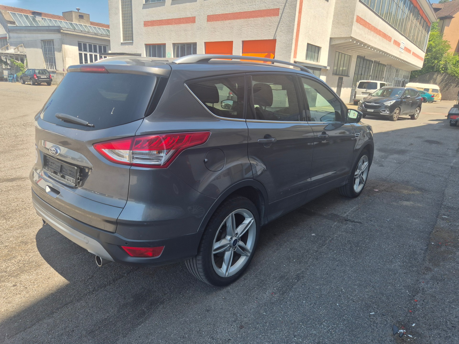 FORD Kuga 2.0 TDCi Titanium 4WD PowerShift-image-8