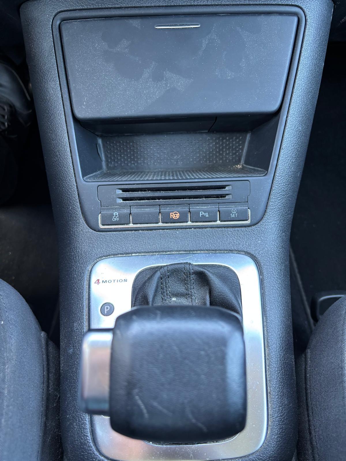 VW Tiguan 2.0 TSI Sport&Style Tiptronic R-Line-image-14