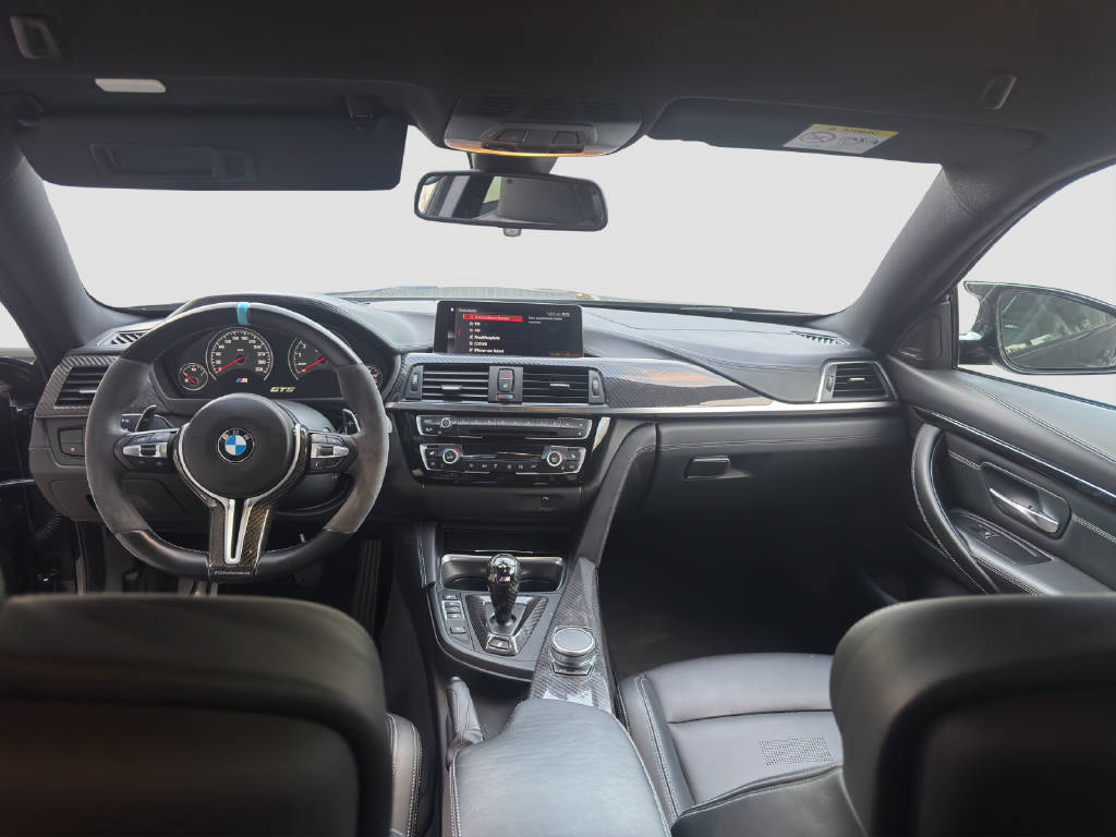BMW M4 Competition Coupé-image-11