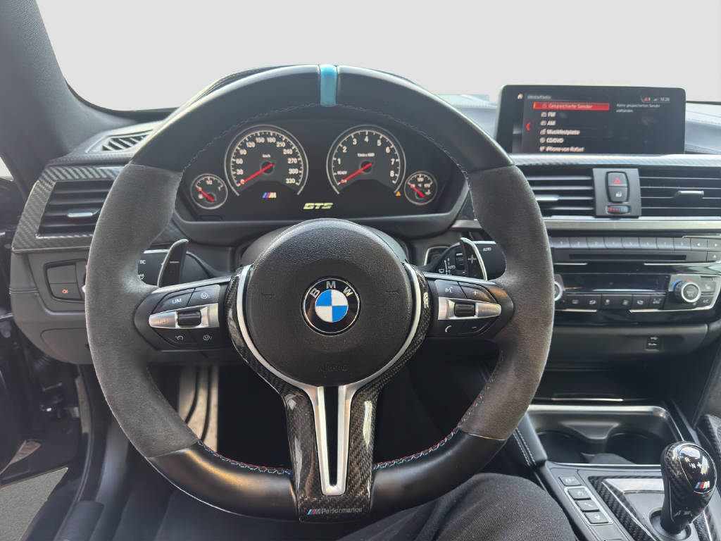 BMW M4 Competition Coupé-image-9