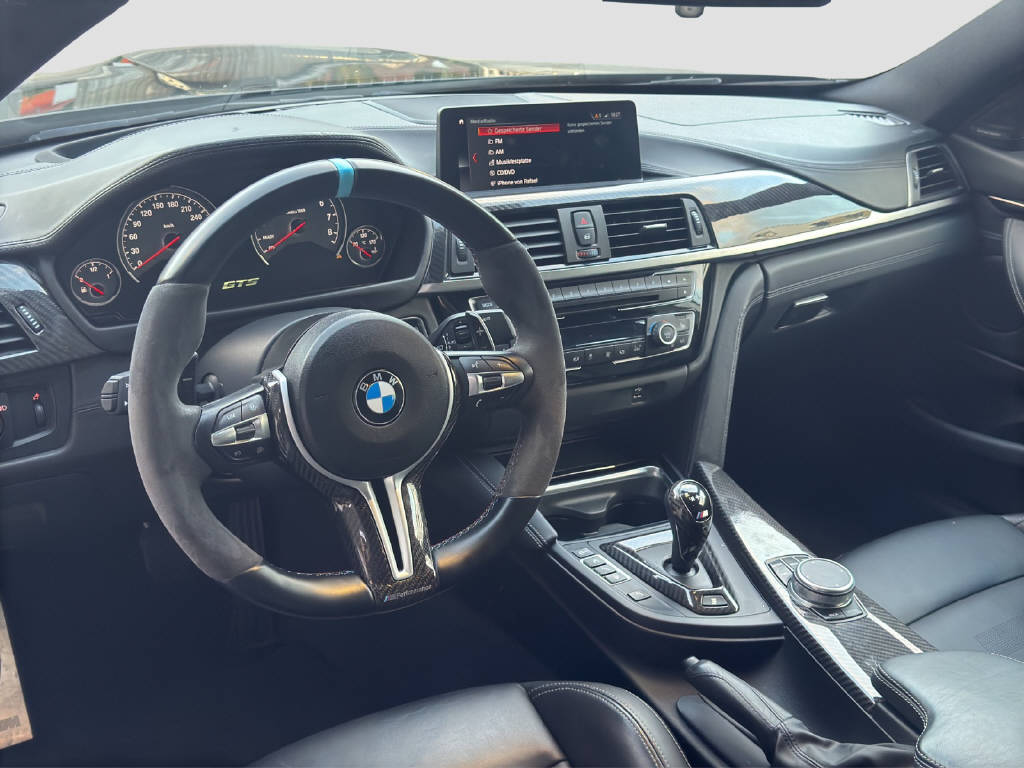 BMW M4 Competition Coupé-image-8