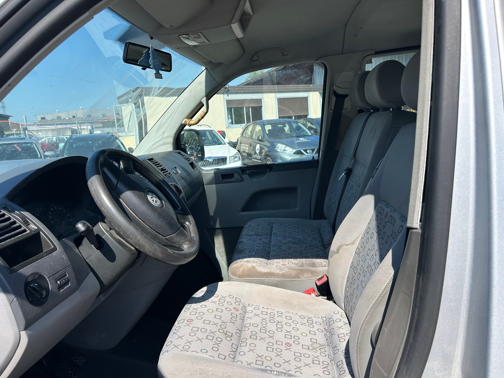 VW T5 Caravelle Comfort 2.5 TDI PD-image-11