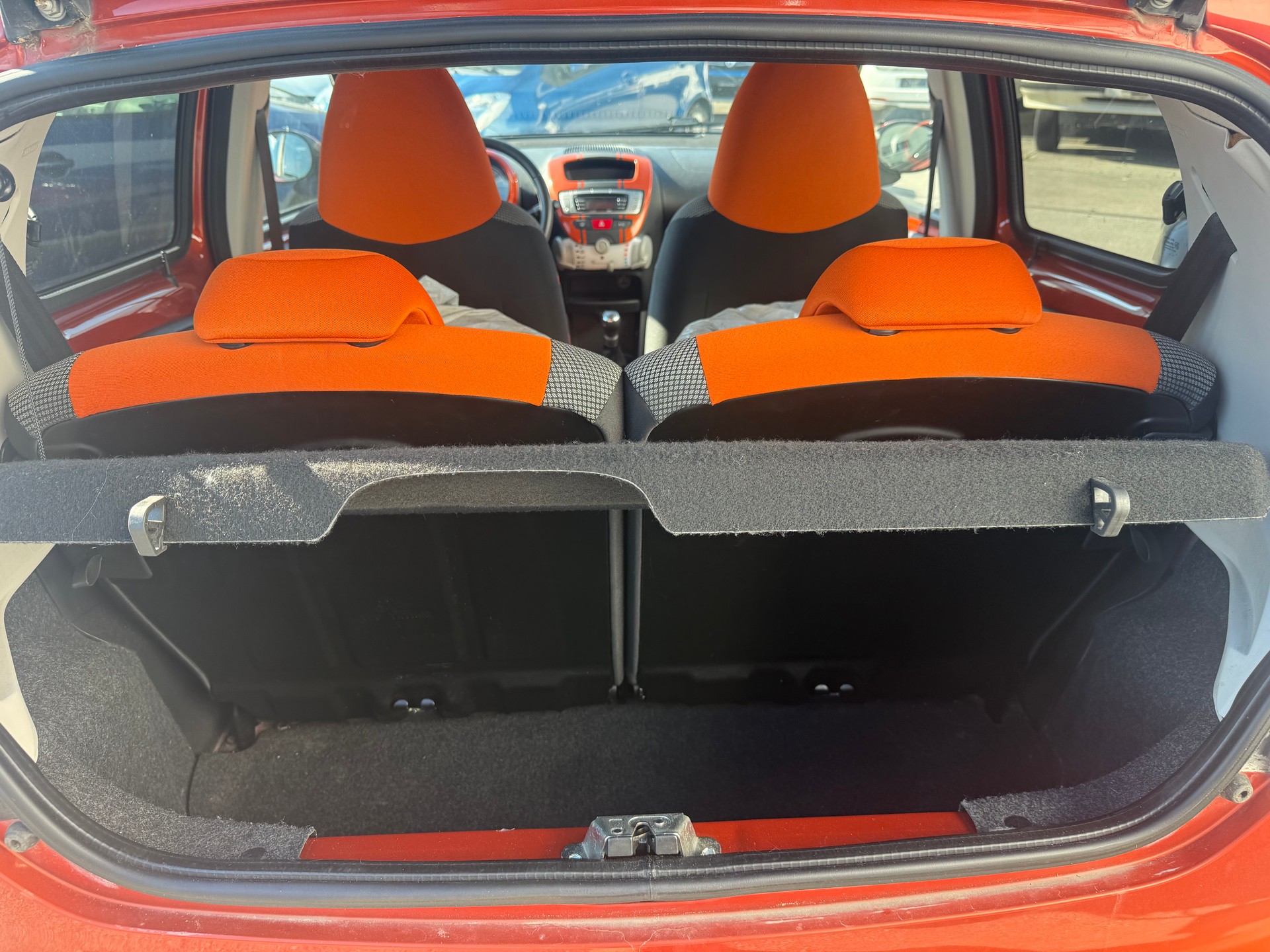 TOYOTA Aygo 1.0 VVT-i Terra-image-11