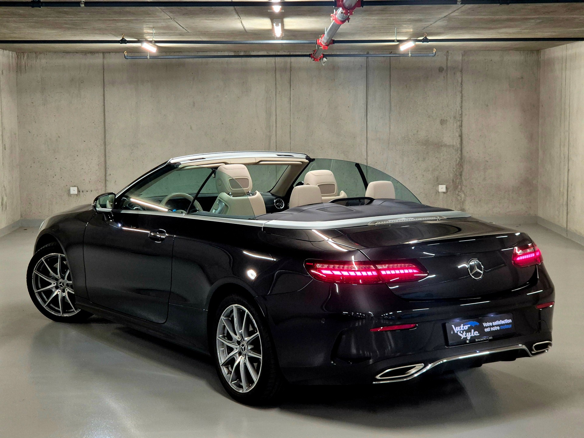 MERCEDES-BENZ E 200 Cabriolet 4Matic AMG Line 9G-Tronic-image-7