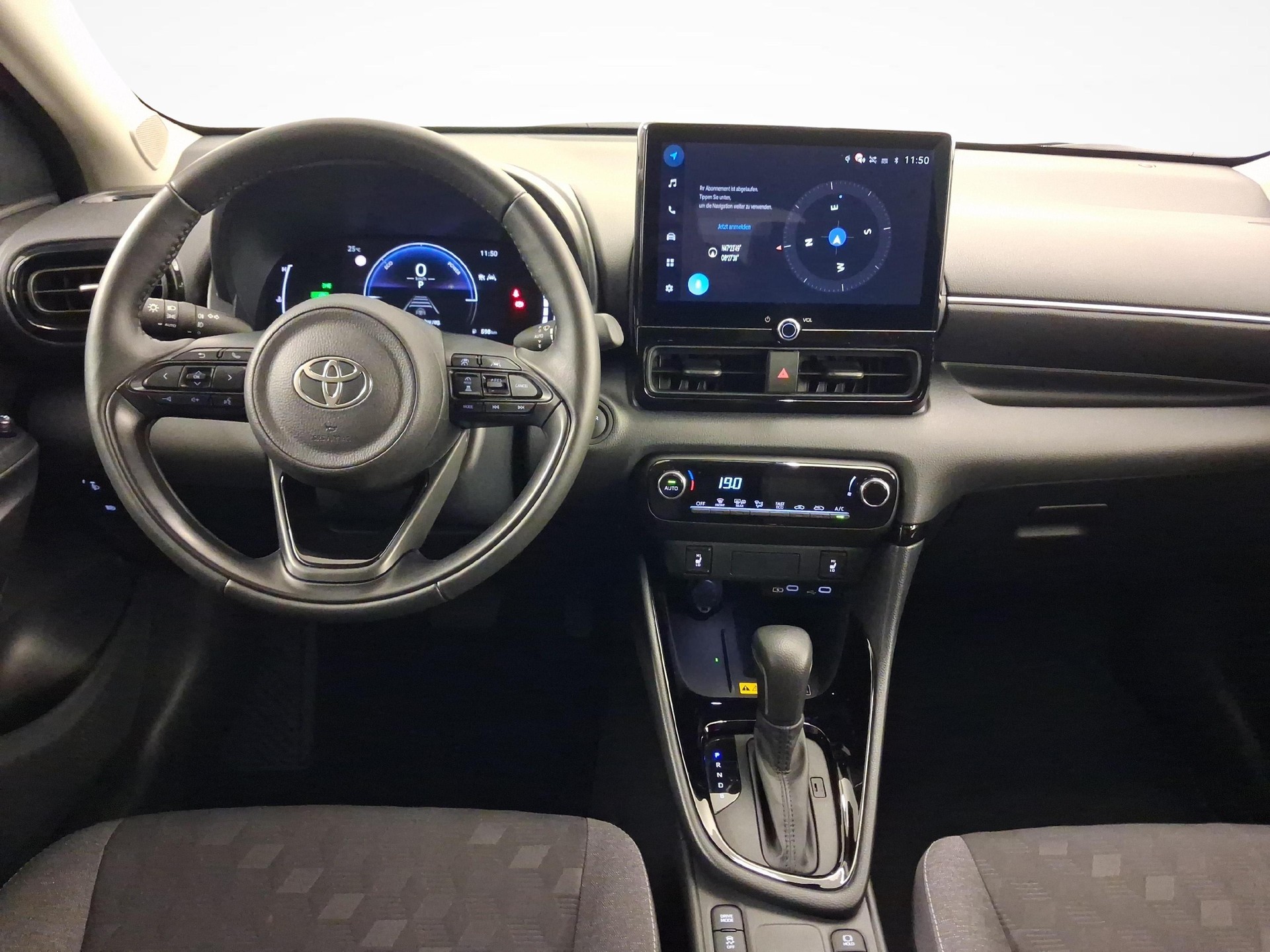 TOYOTA Yaris 1.5 VVT-i HSD Trend-image-8