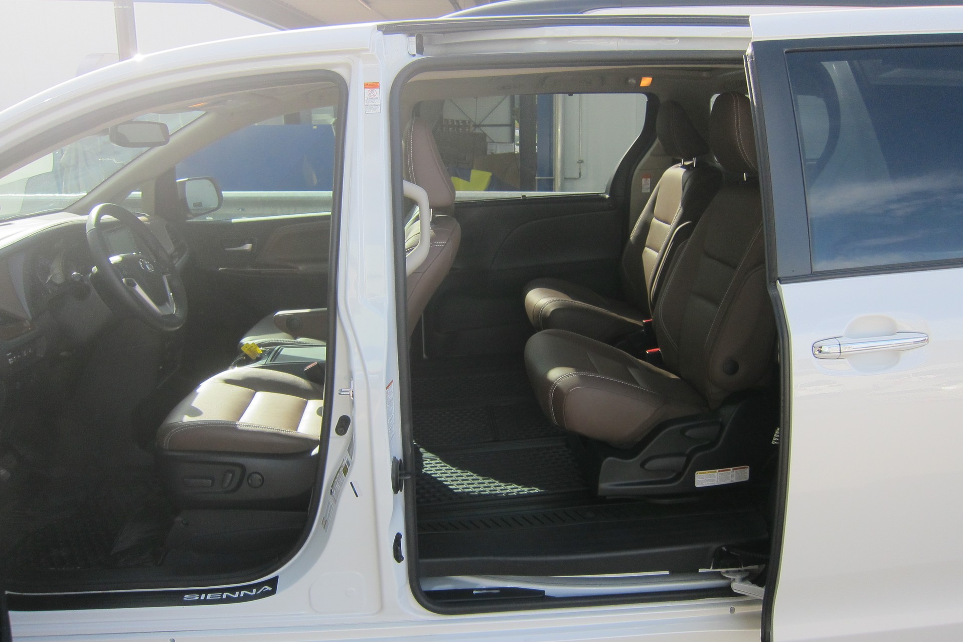TOYOTA SIENNA LIMITED PREMIUM AWD 2019, 300PS, TOP GEPLEGTES FAHRZEUG, ADPITVER TEMPOMAT, 360 KAMERA,-image-6