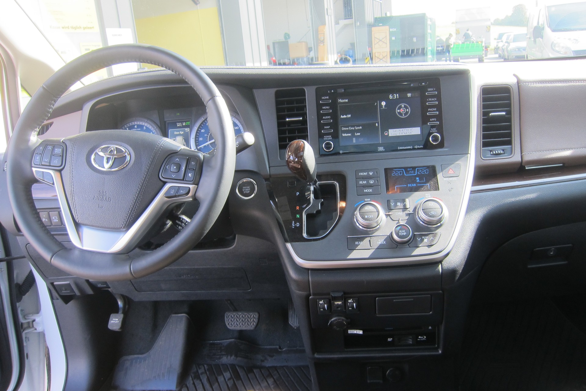 TOYOTA SIENNA LIMITED PREMIUM AWD 2019, 300PS, TOP GEPLEGTES FAHRZEUG, ADPITVER TEMPOMAT, 360 KAMERA,-image-9