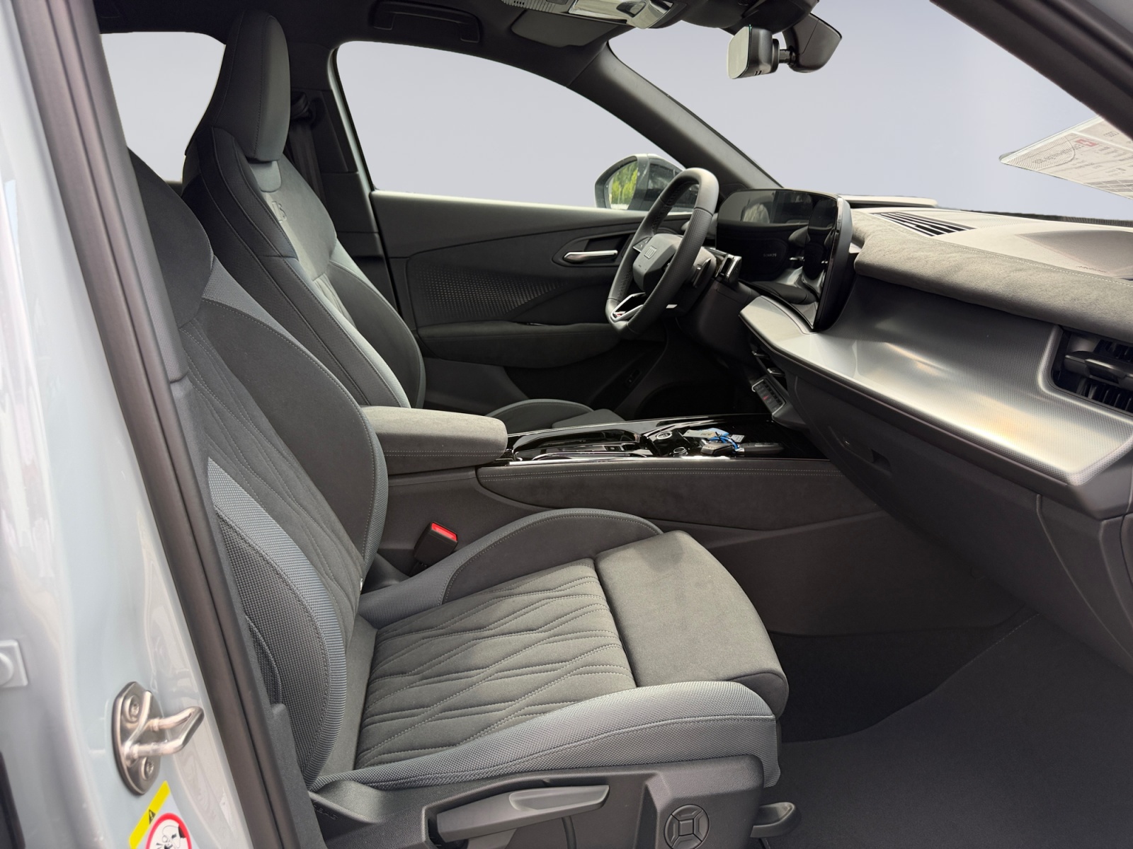 AUDI Q3 Sportback TFSI quattro 150 kW S tronic-image-14