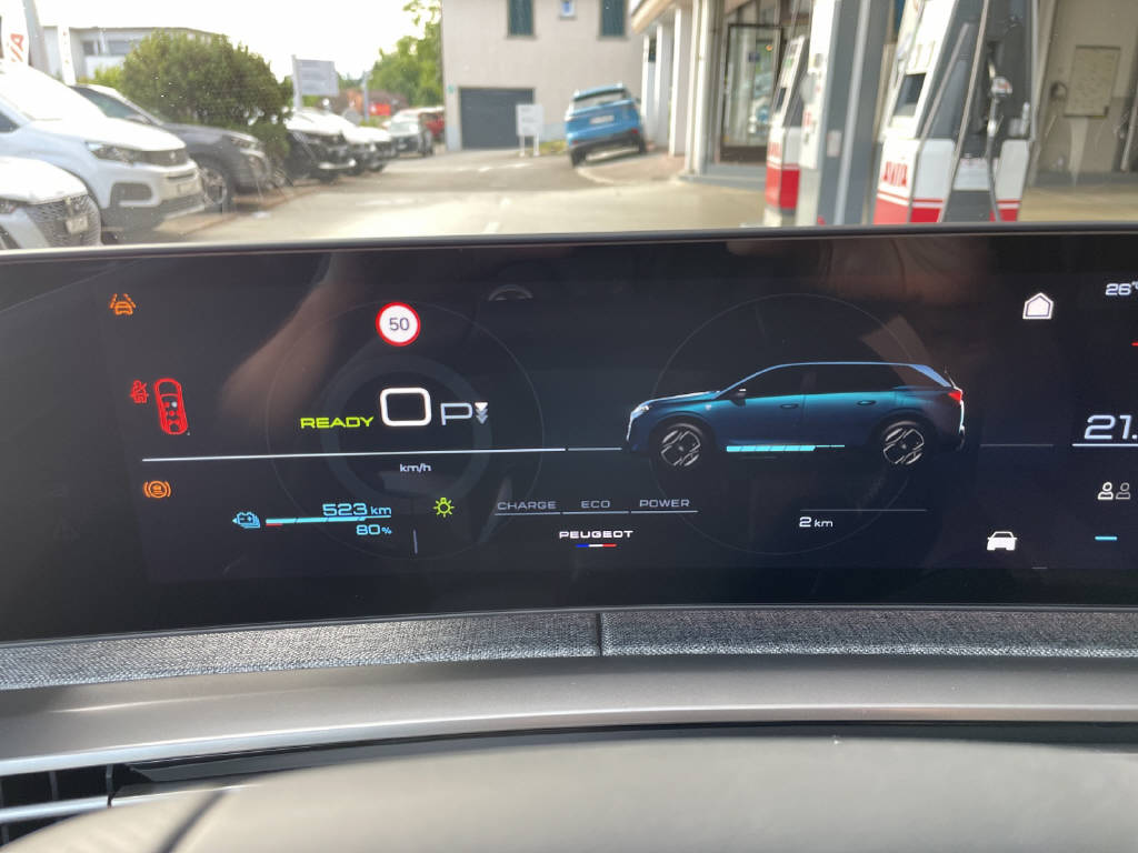 PEUGEOT 5008 long range e-GT Exclusive-image-5