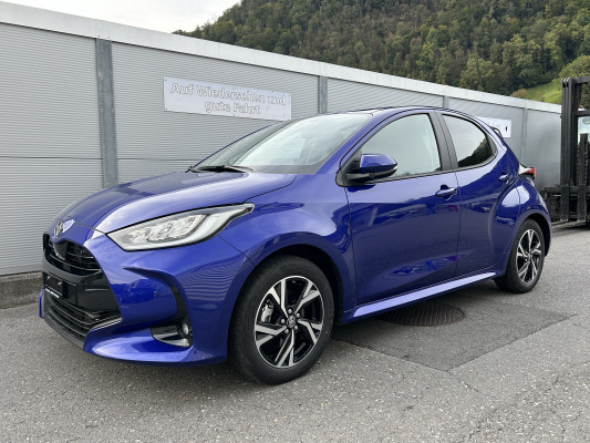 TOYOTA Yaris 1.5 Trend e-CVT-image-0
