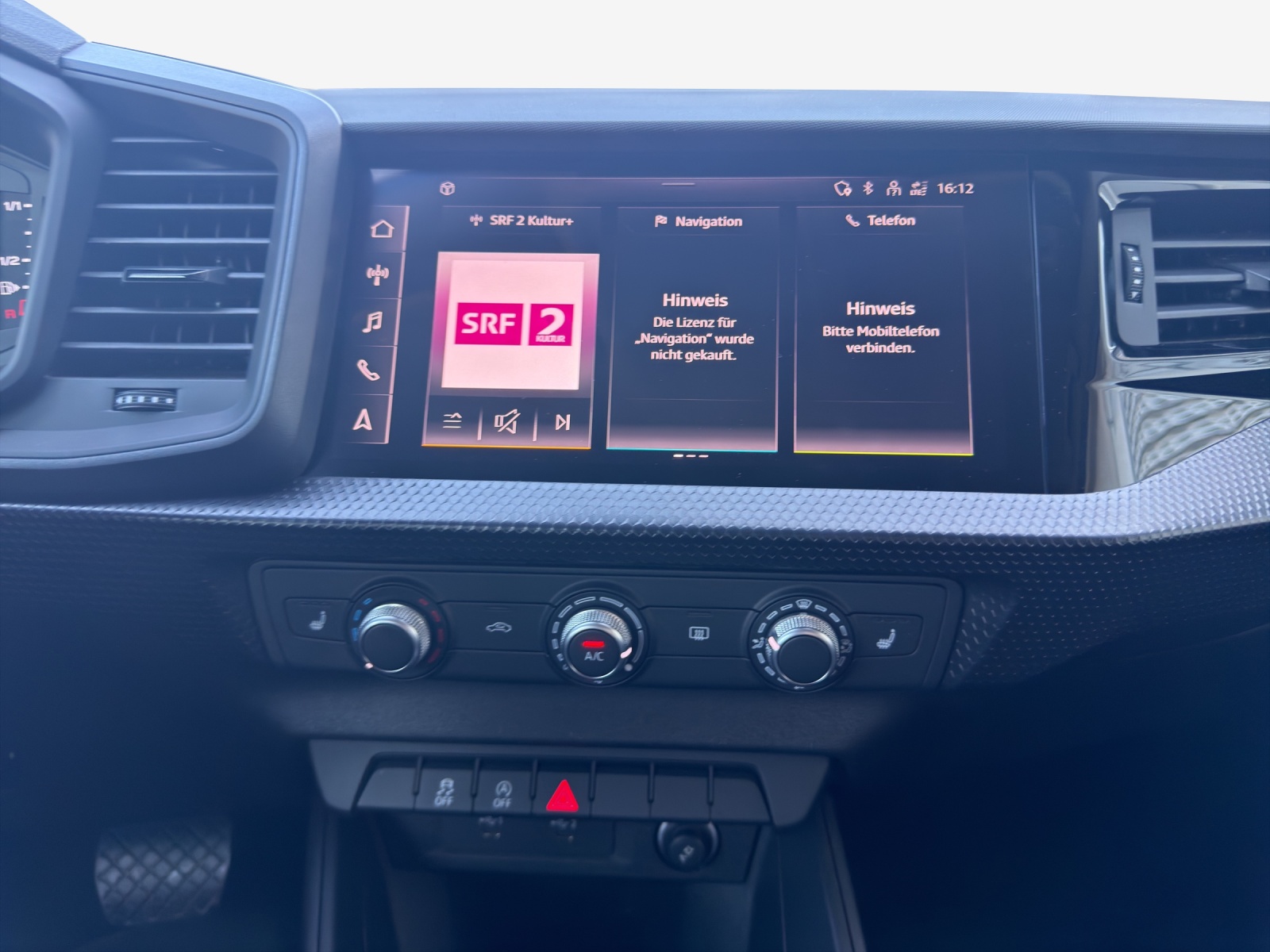AUDI A1 Sportback 30 TFSI Attraction S-tronic-image-10