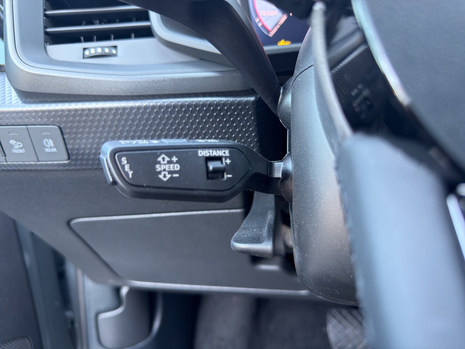 AUDI A1 Sportback 30 TFSI Attraction S-tronic-image-15