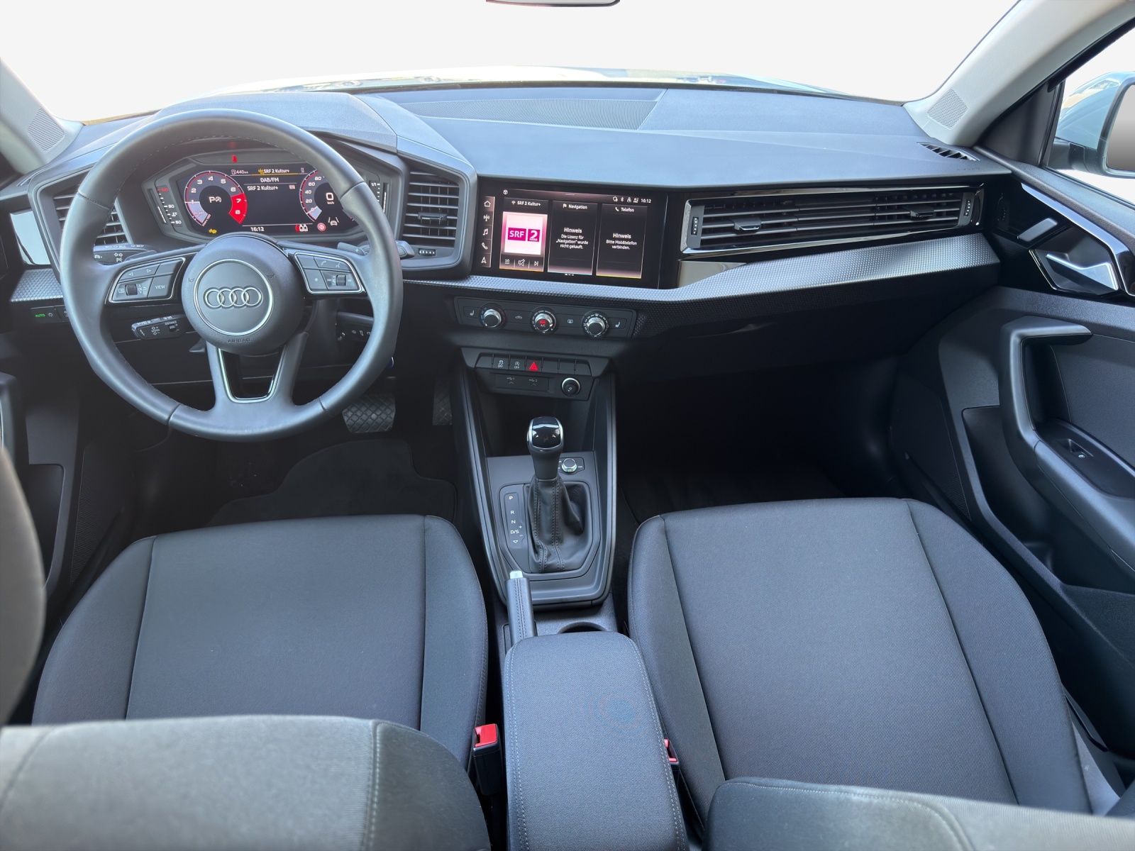 AUDI A1 Sportback 30 TFSI Attraction S-tronic-image-8