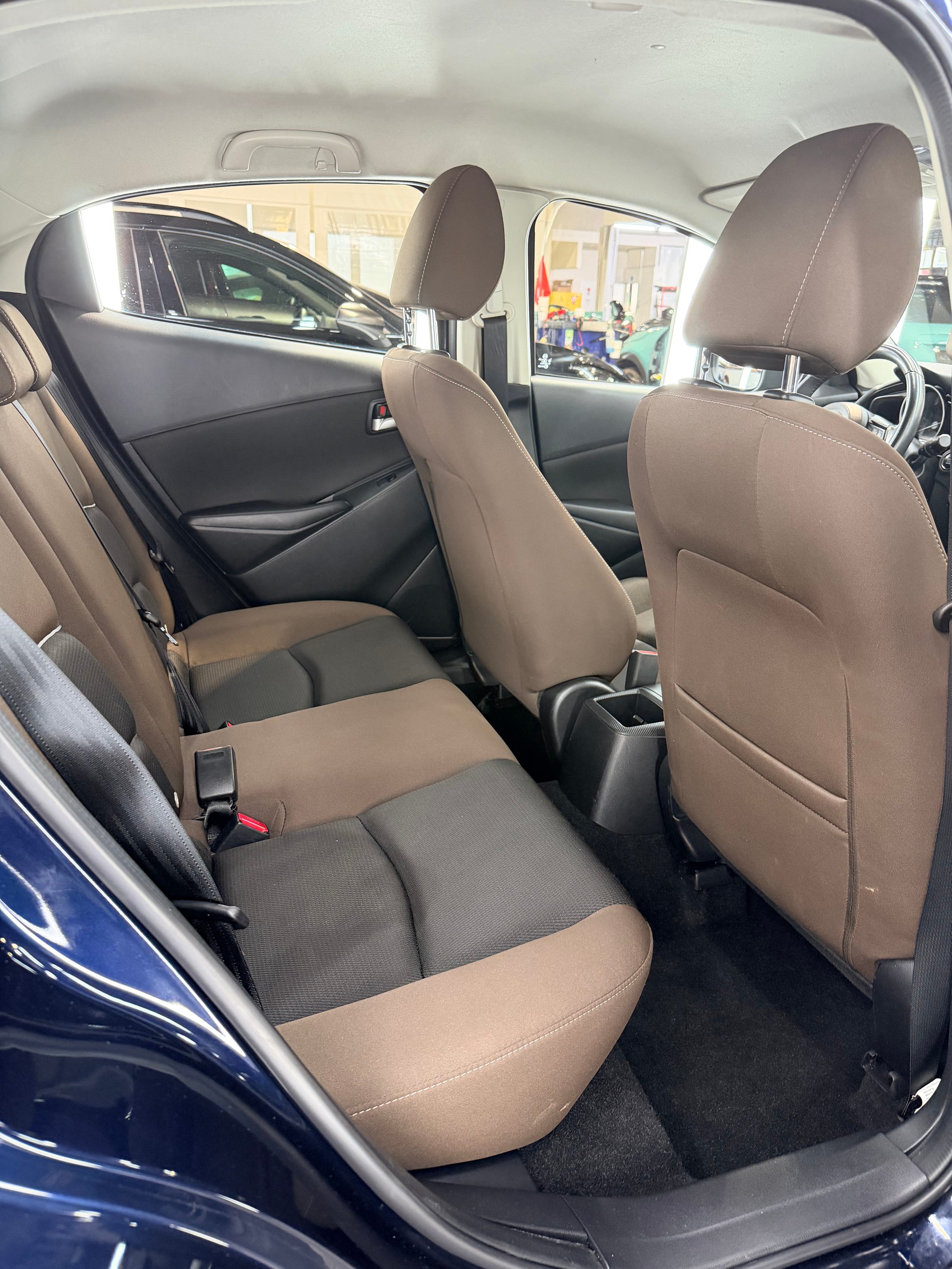 MAZDA 2 SKYACTIV-G 90 Ambition Automat-image-9