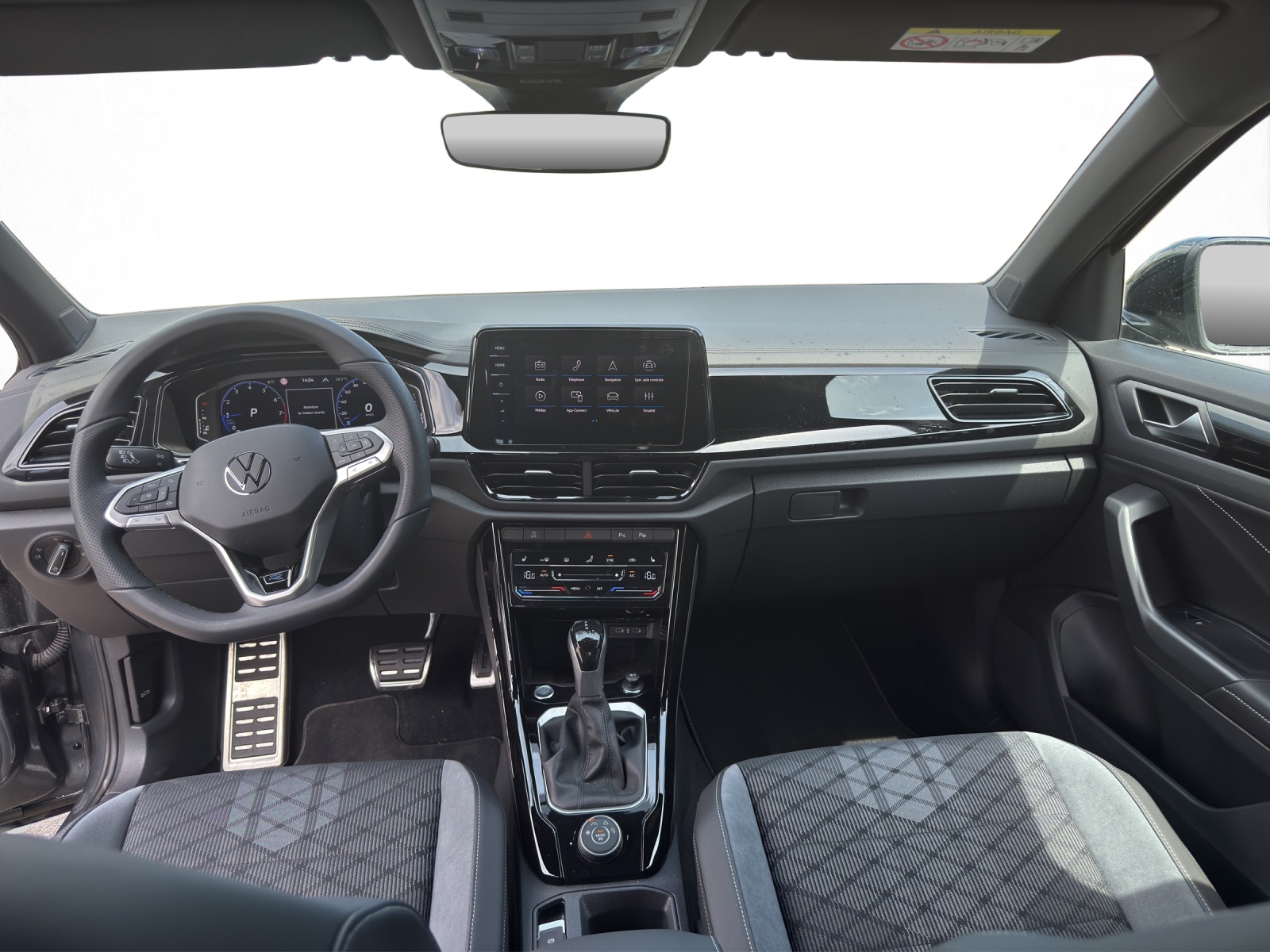 VW T-Roc 2.0 TSI R-Line DSG 4Motion-image-10