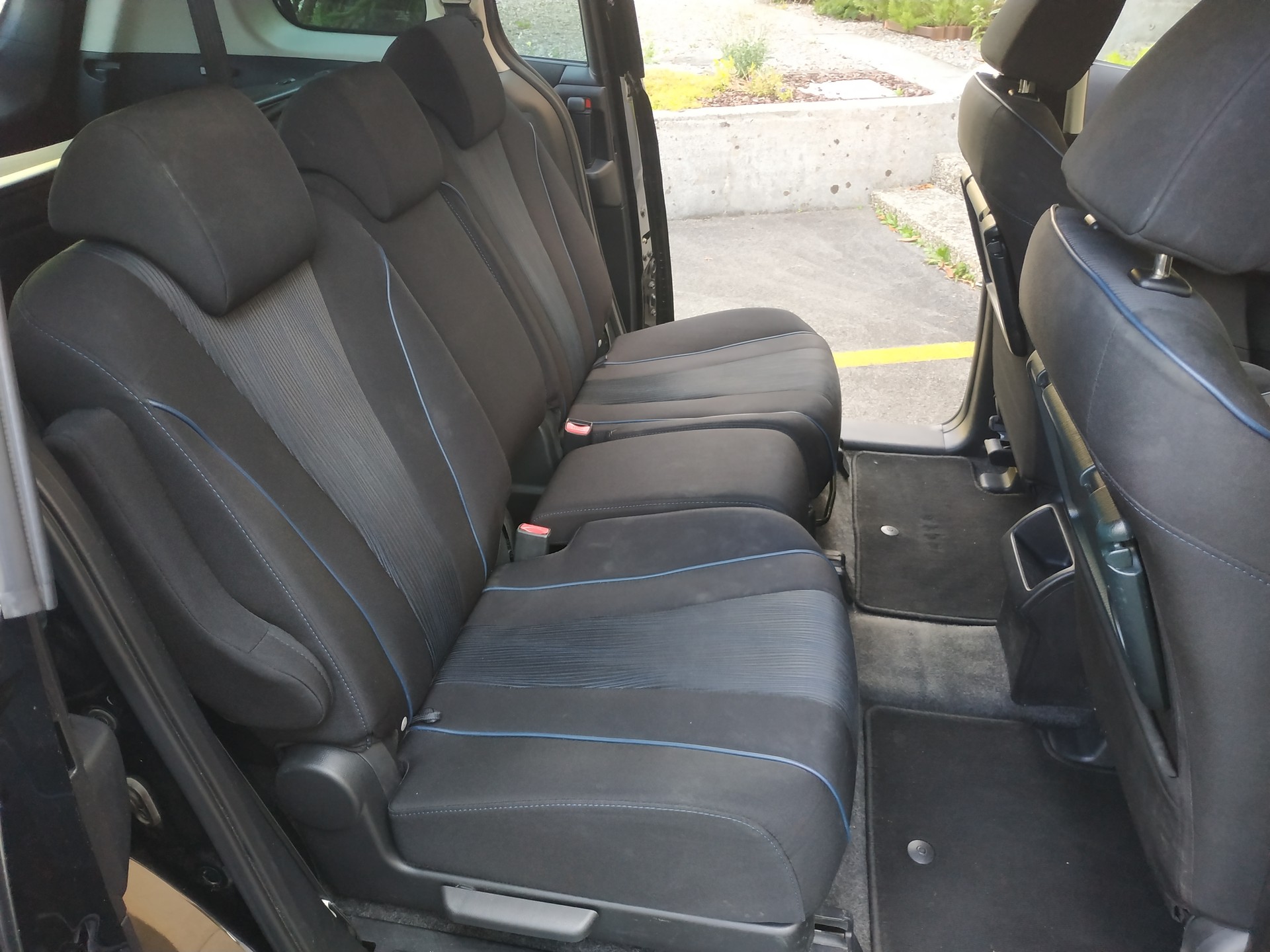 MAZDA 5 2.0 16V Sport Automat 7 Plätzer-image-17