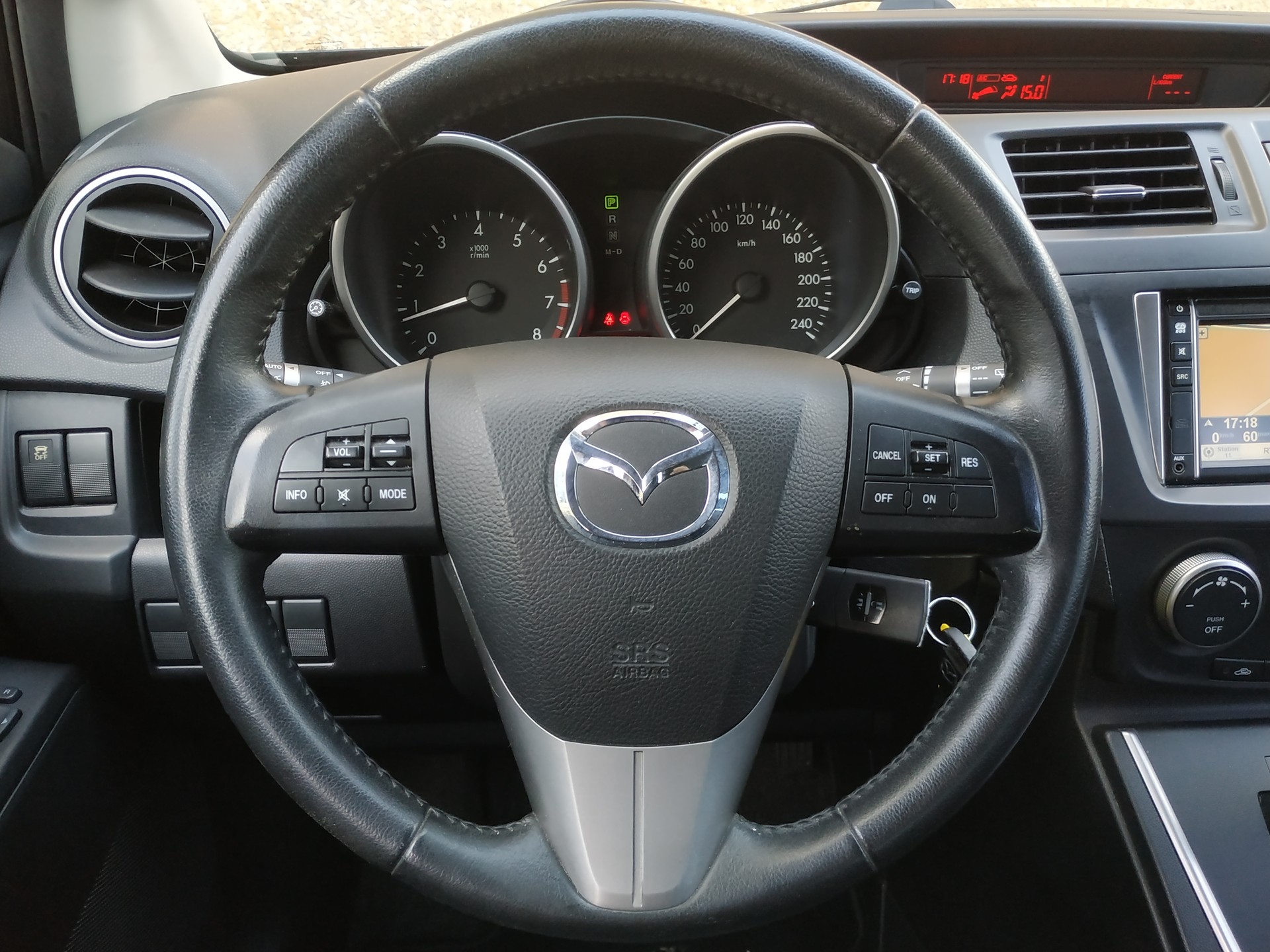 MAZDA 5 2.0 16V Sport Automat 7 Plätzer-image-15