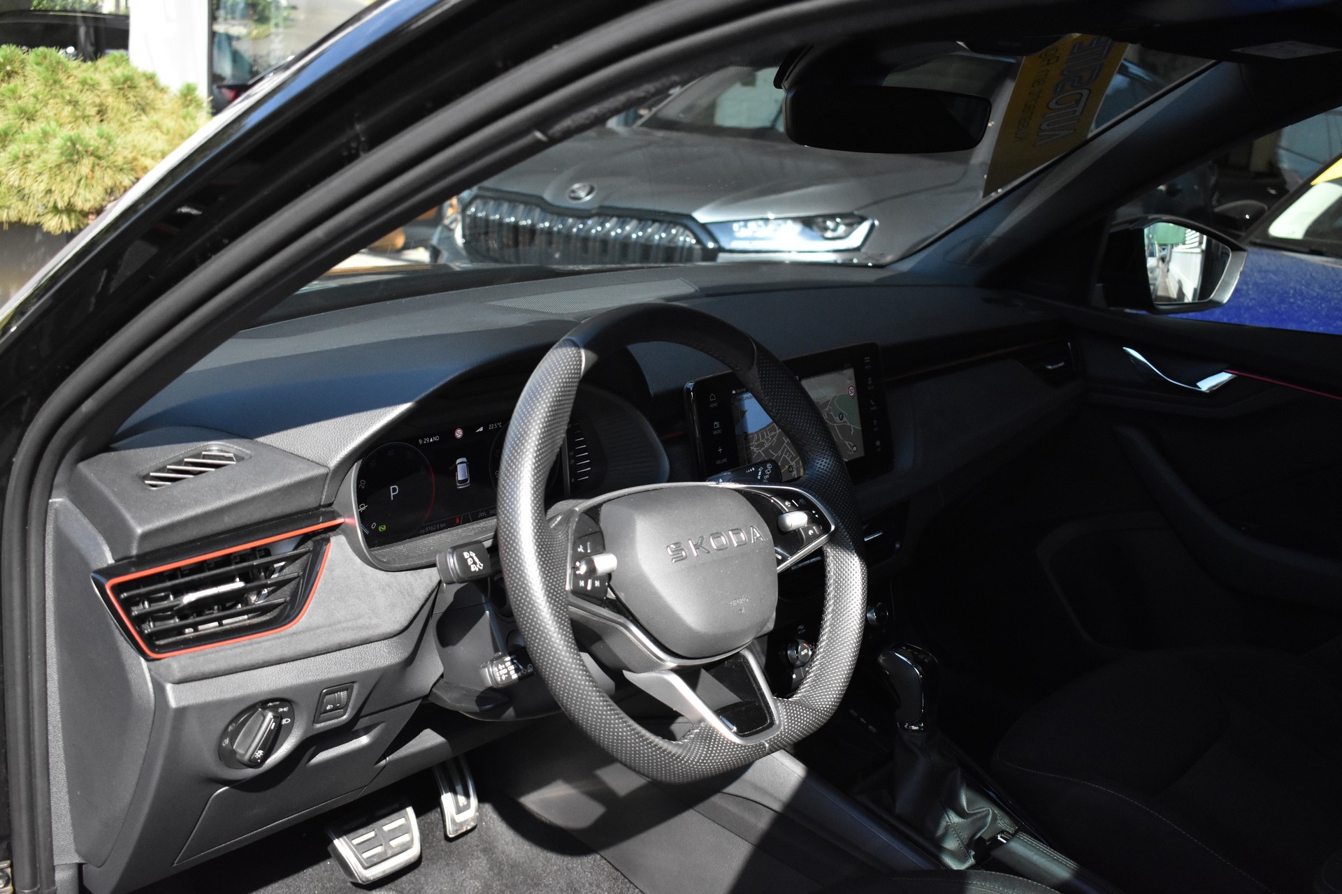 SKODA Kamiq 1.0 TSI Selection DSG-image-5