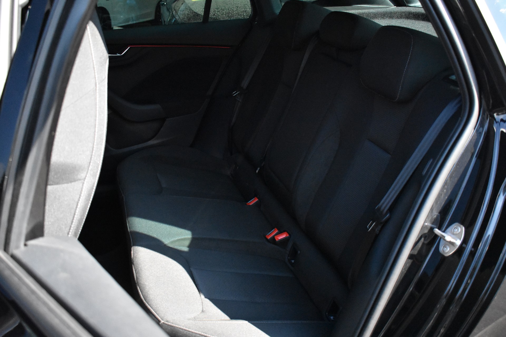 SKODA Kamiq 1.0 TSI Selection DSG-image-8