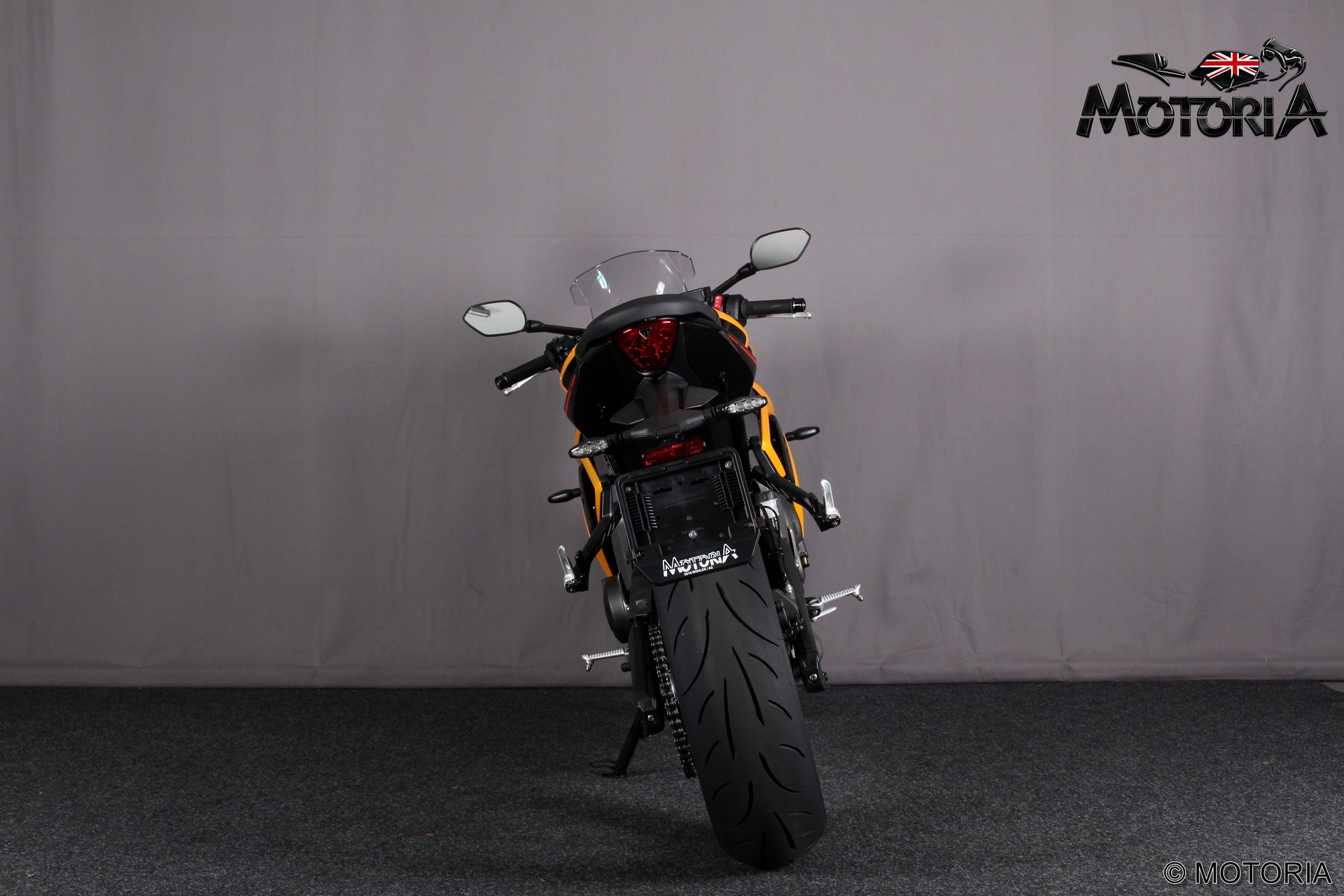 TRIUMPH Daytona 660 Sport-showroom-element-3