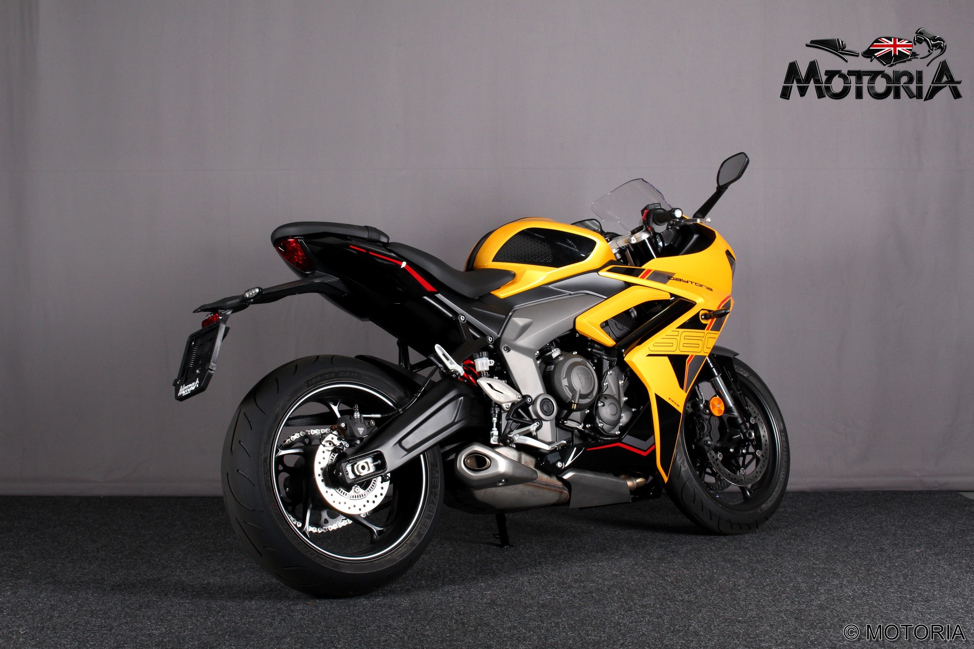 TRIUMPH Daytona 660 Sport-showroom-element-2