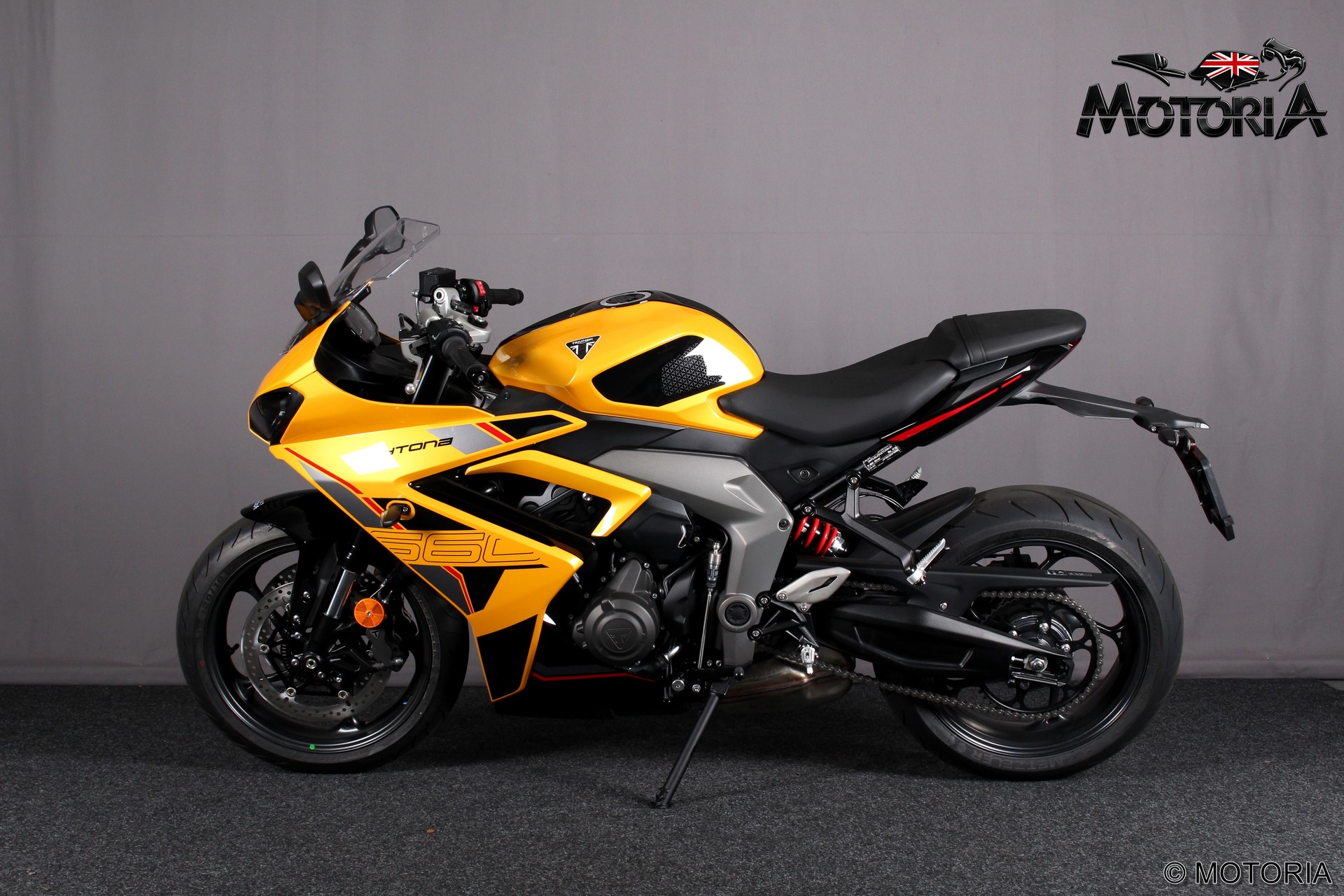 TRIUMPH Daytona 660 Sport-image-5