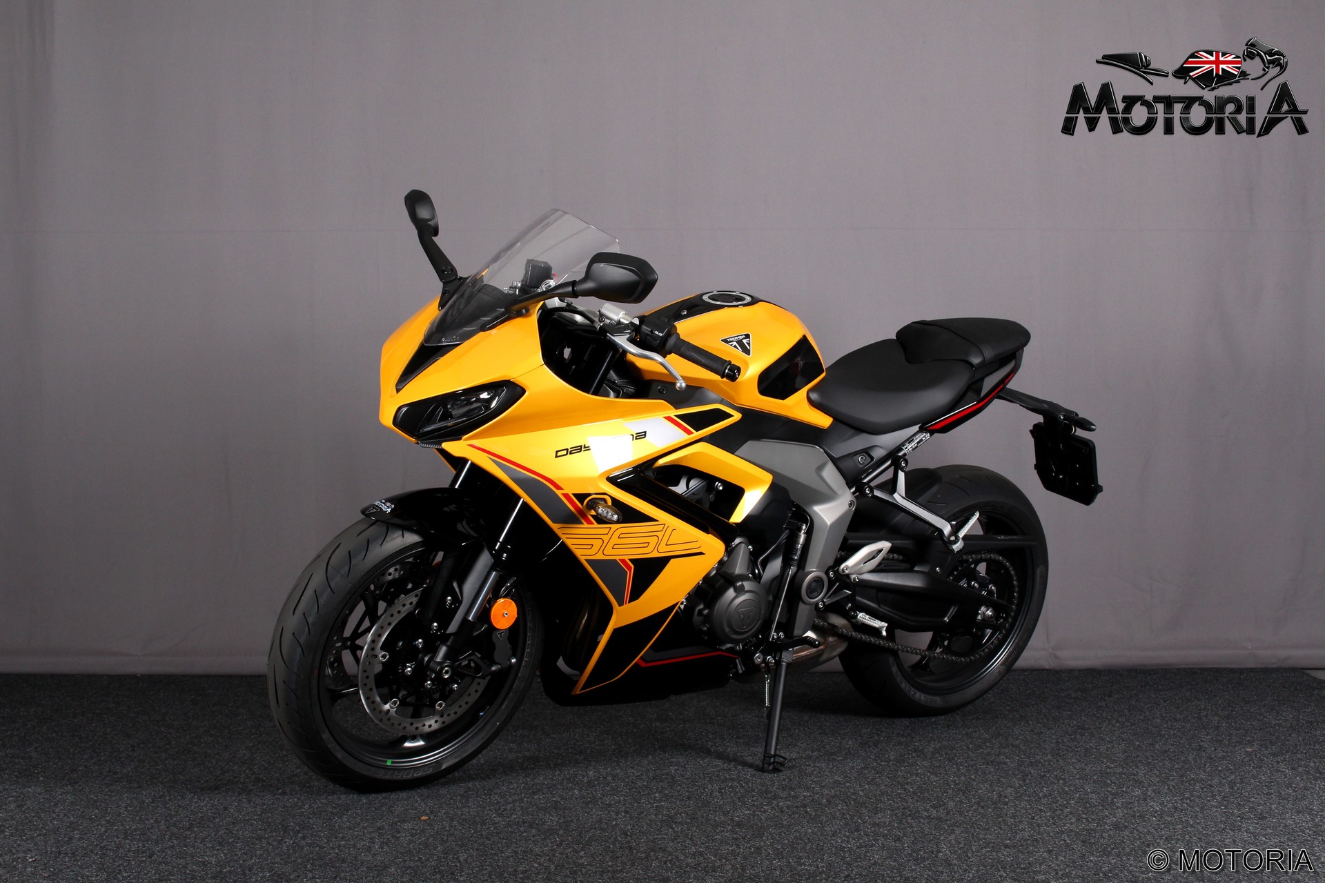 TRIUMPH Daytona 660 Sport-image-6