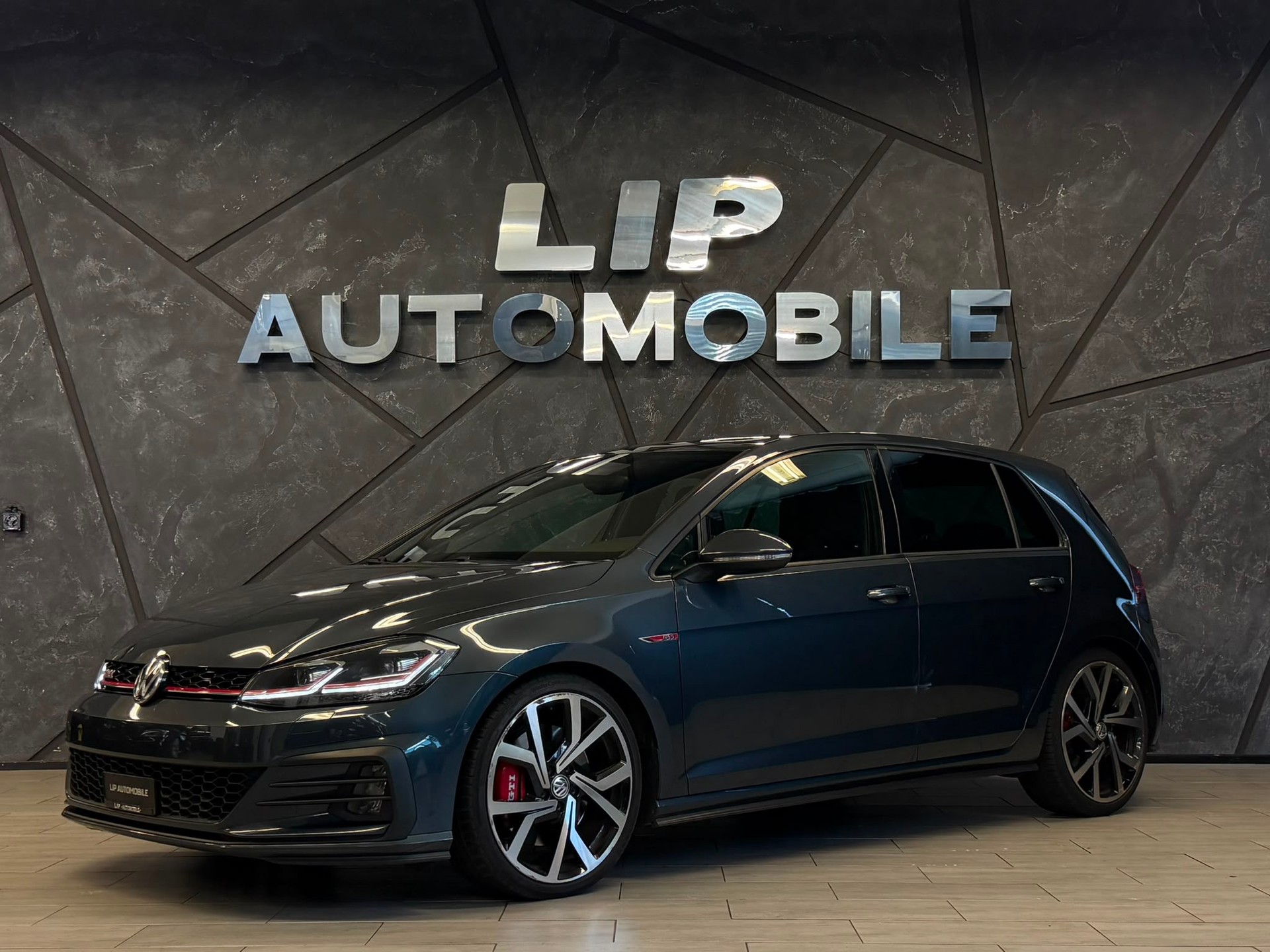 VW Golf 2.0 TSI GTI Performance DSG-image-0