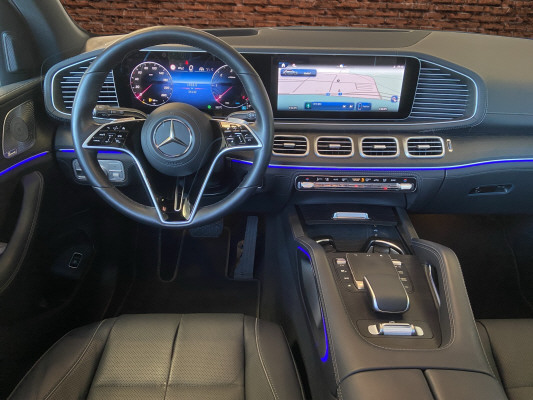 MERCEDES-BENZ GLE 300 d 4Matic-image-10
