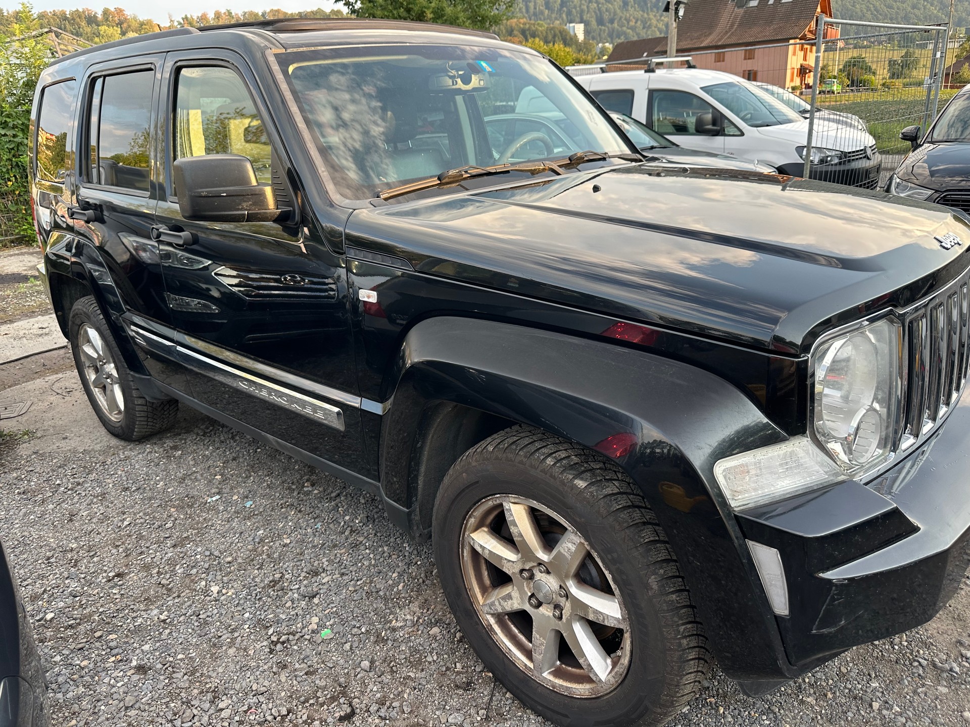 JEEP Cherokee 2.8 CRD Limited Automatic-image-7