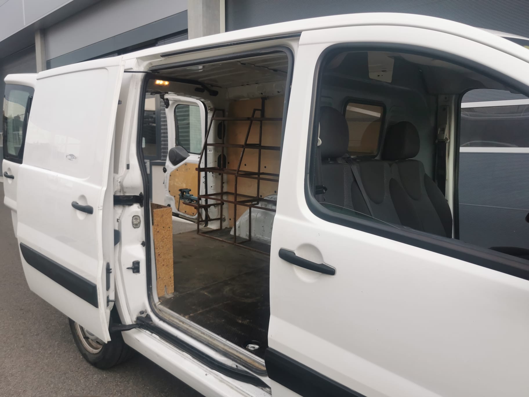 CITROEN Jumpy 1.6 HDi 12 L1H1-image-11