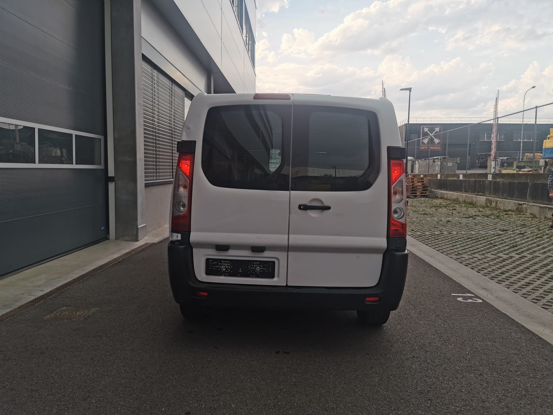CITROEN Jumpy 1.6 HDi 12 L1H1-image-4
