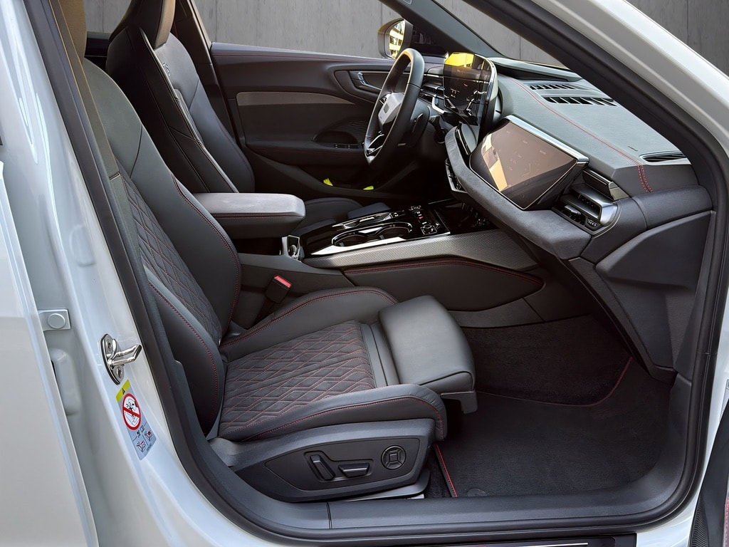 AUDI A5 Avant e-hybrid quattro 270 kW S tronic*Optikpaket-schwarz, AHK, Head-up, (5-Jahre Garantie)-image-10