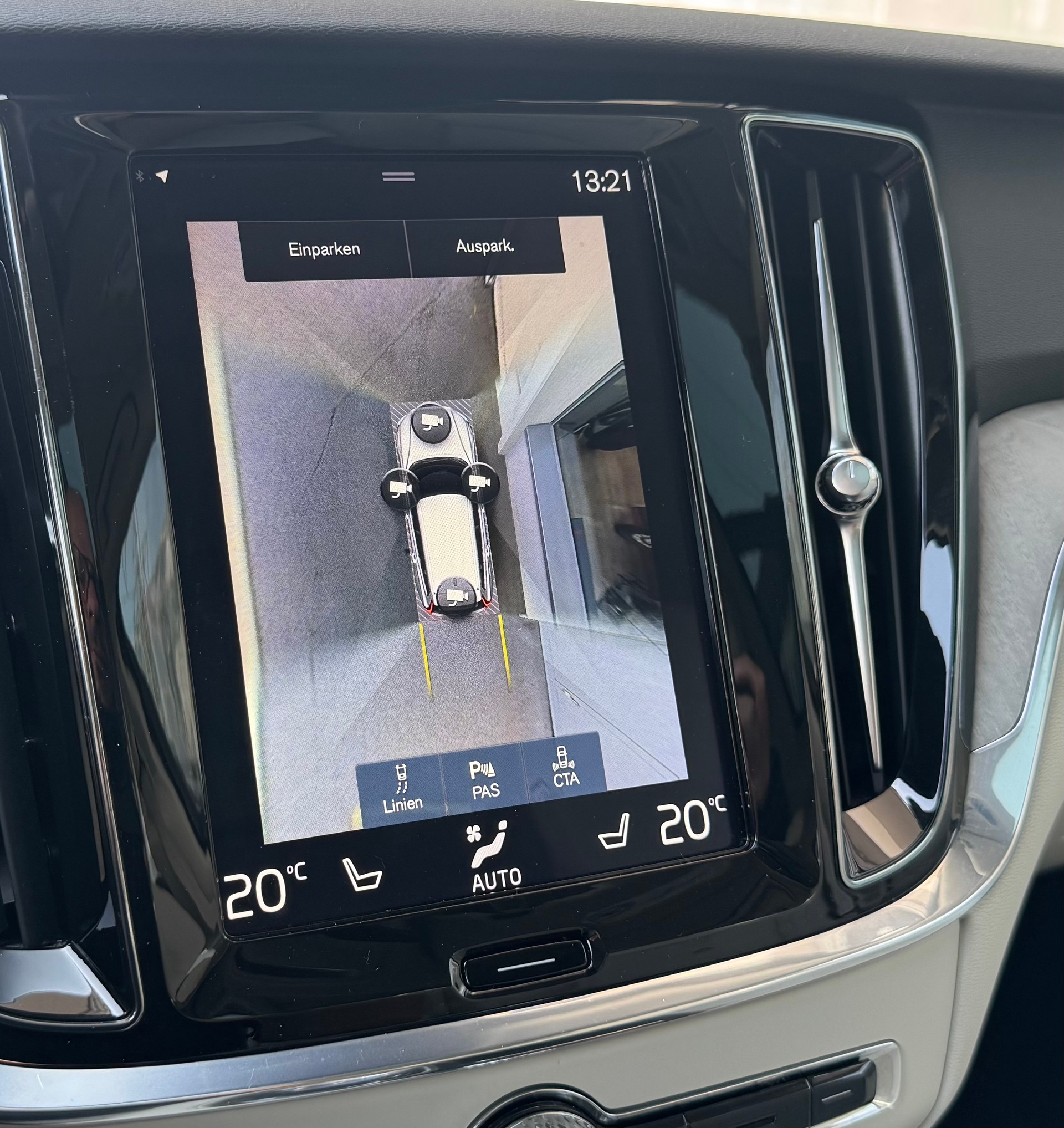 VOLVO V60 T8 eAWD Twin Engine Inscription Geartronic-image-19