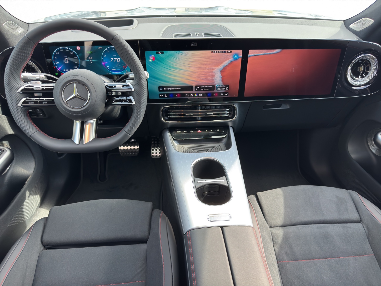 MERCEDES-BENZ GLB 220 AMG Line+ 4Matic-image-14
