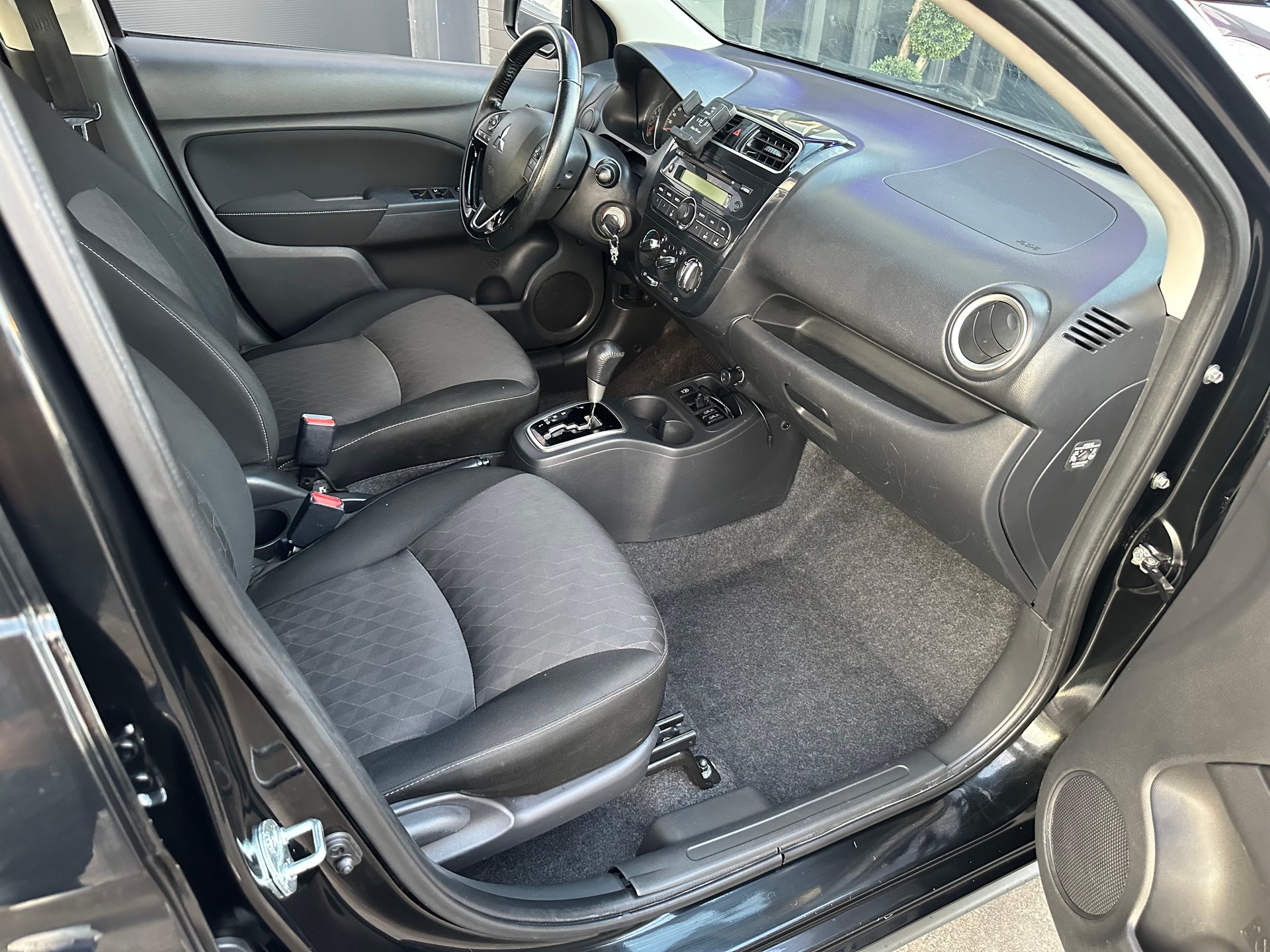 MITSUBISHI Space Star 1.2 CVT Intense-image-8