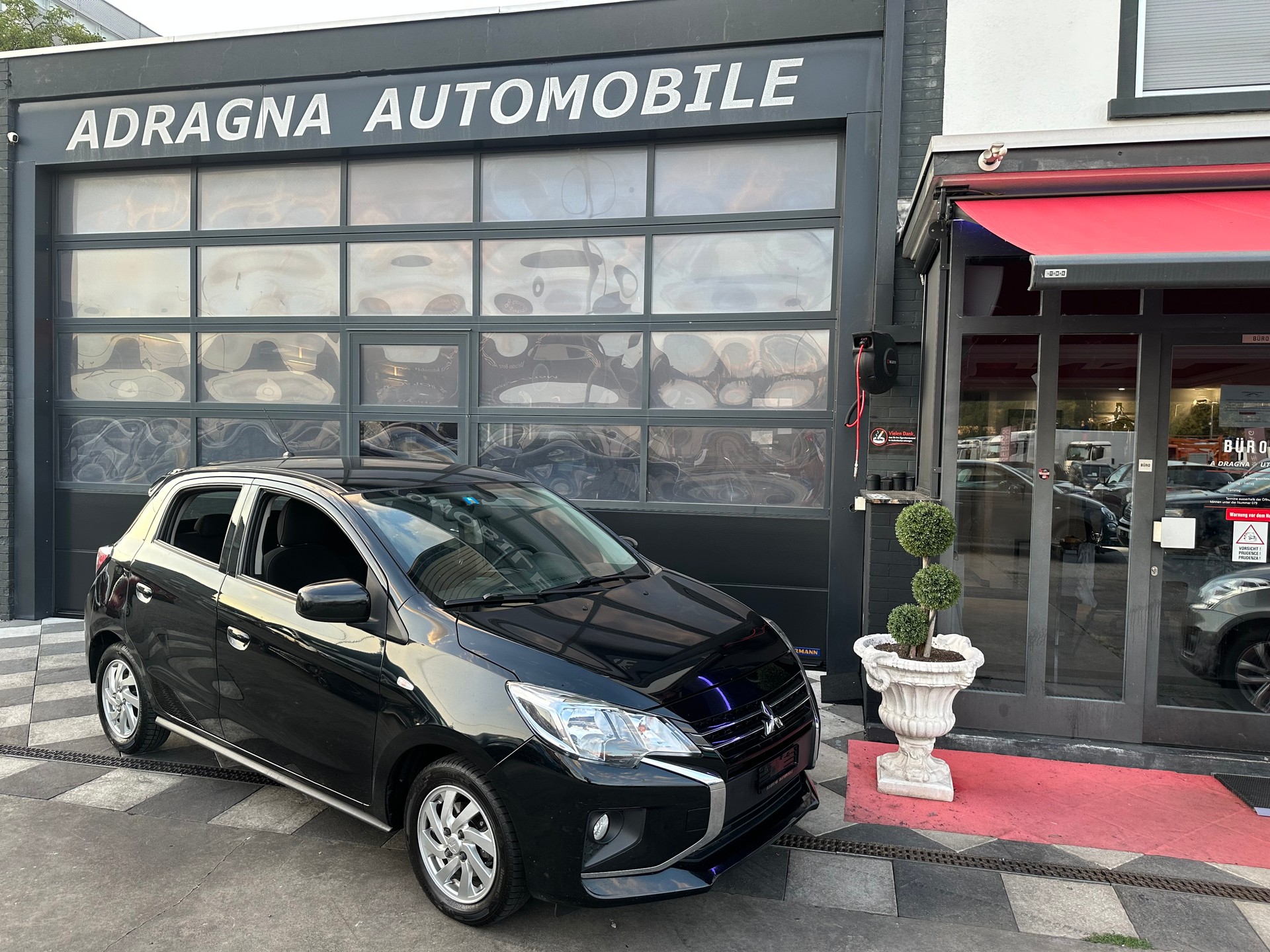 MITSUBISHI Space Star 1.2 CVT Intense-image-1