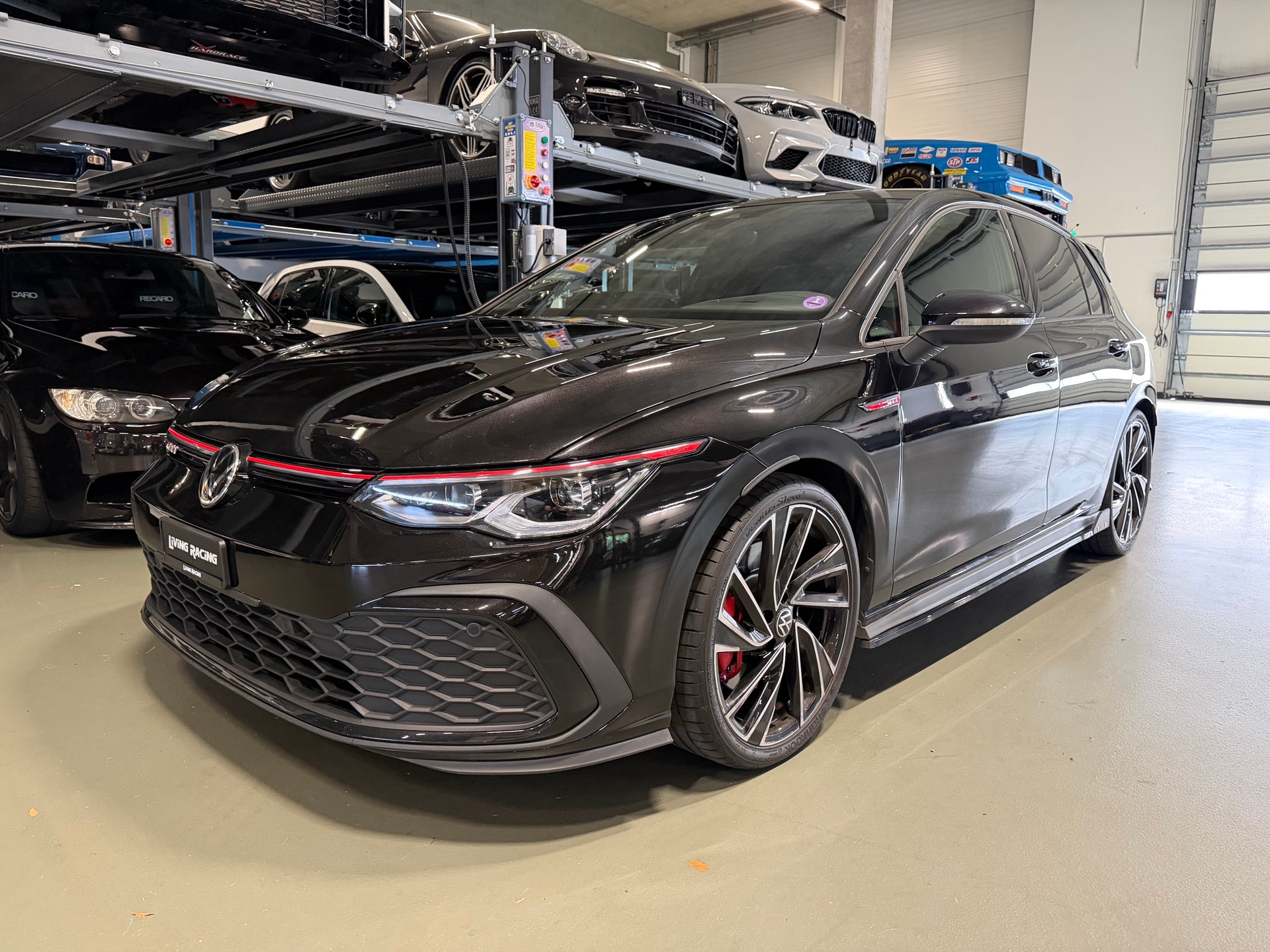 VW Golf 2.0 TSI GTI DSG-image-1