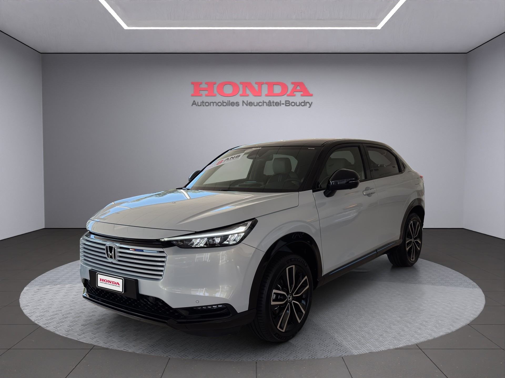 HONDA HR-V 1.5 i-MMD Advance Style Plus-image-3